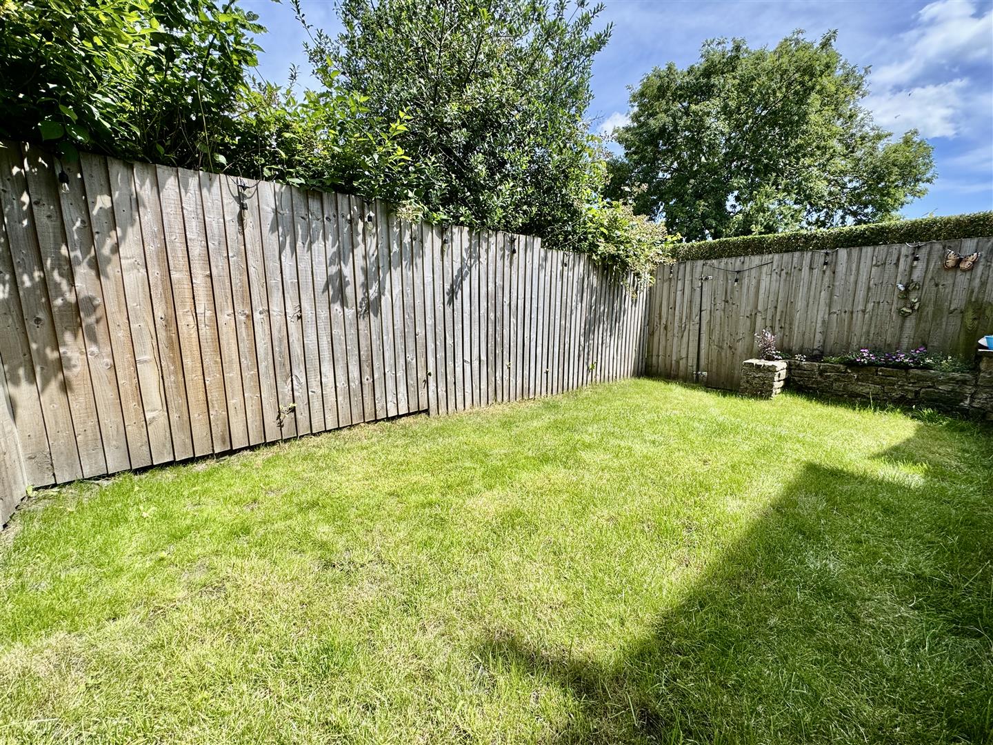 3 bed semi-detached house for sale in West Lane, Keighley  - Property Image 14