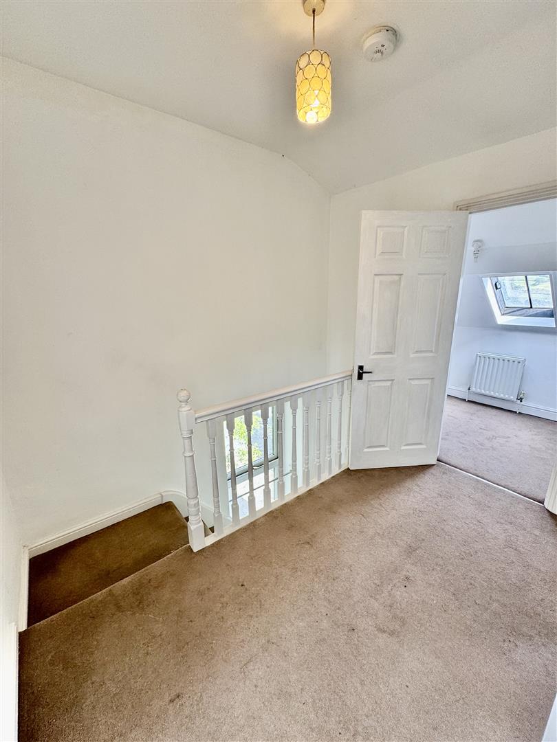 5 bed maisonette for sale in Elmwood Terrace, Keighley, BD22 7DP  - Property Image 24