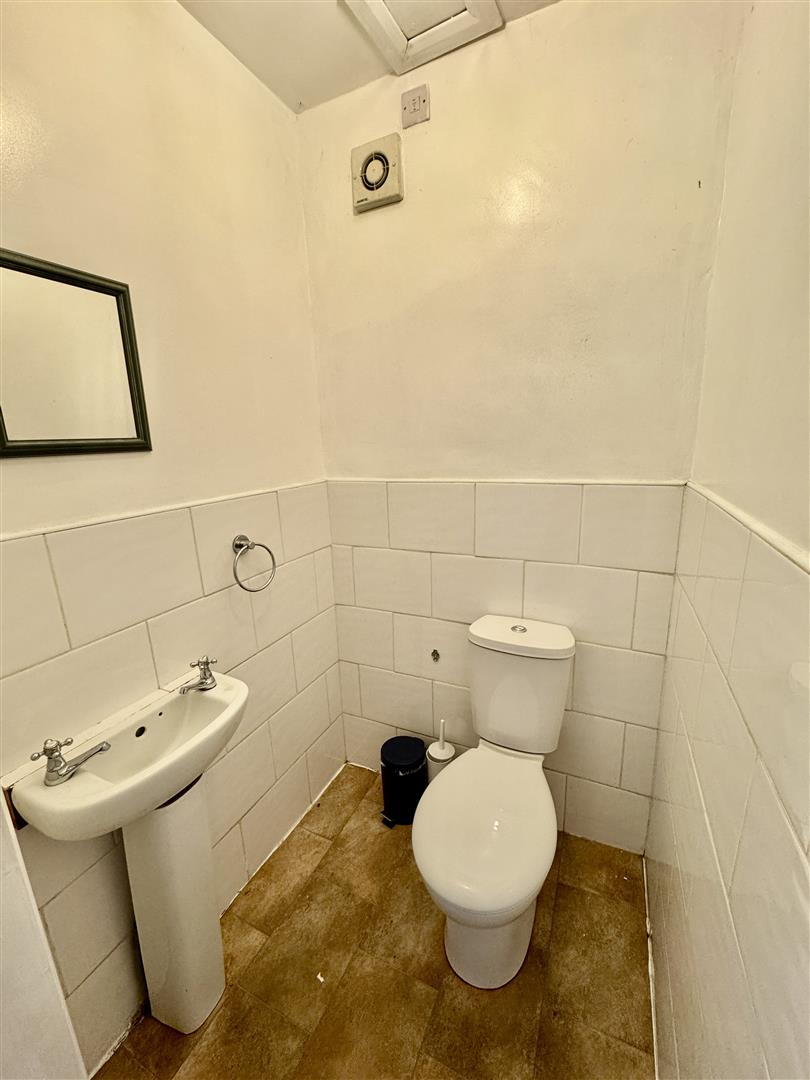 5 bed maisonette for sale in Elmwood Terrace, Keighley, BD22 7DP  - Property Image 17