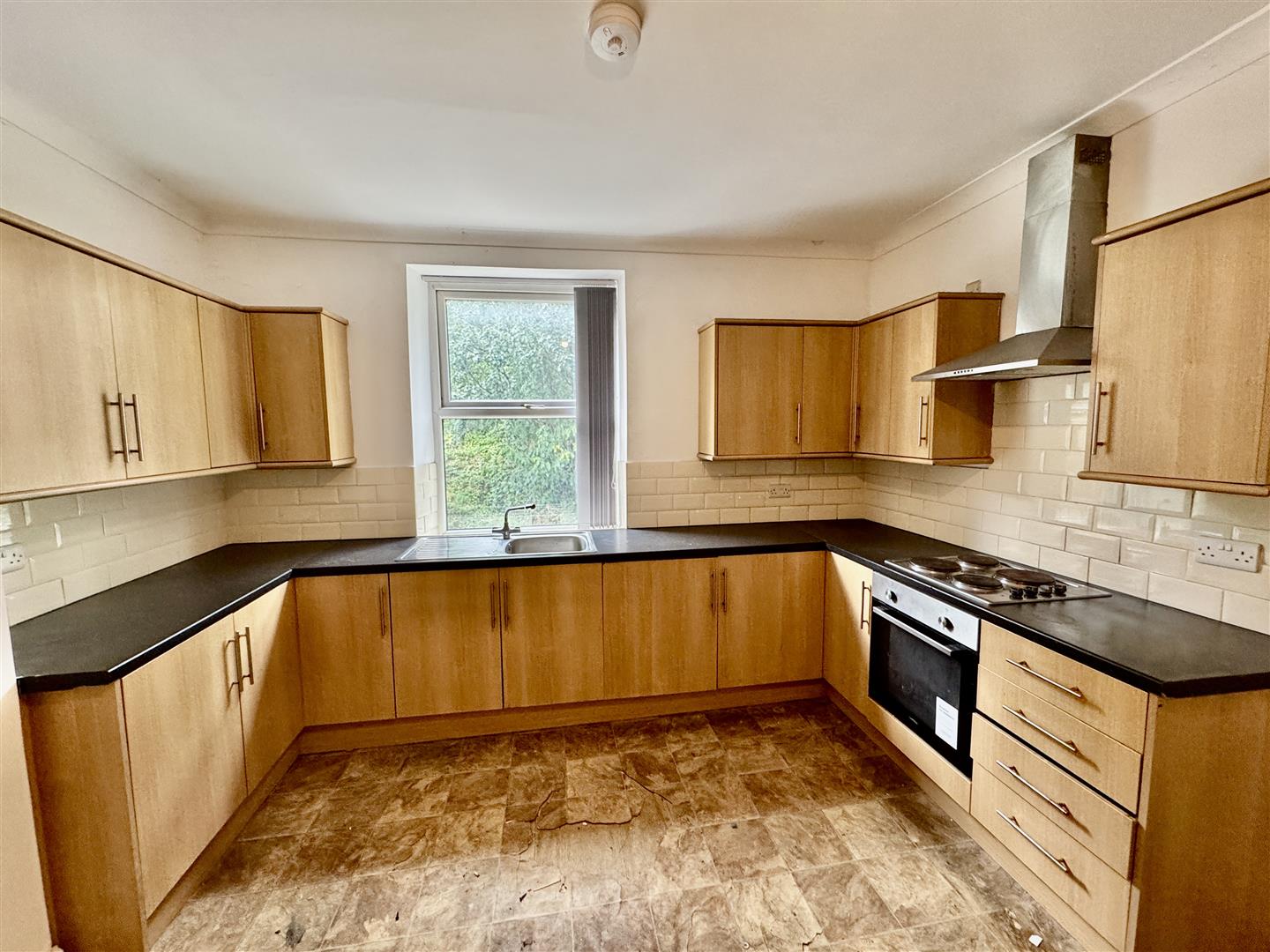 5 bed maisonette for sale in Elmwood Terrace, Keighley, BD22 7DP 13