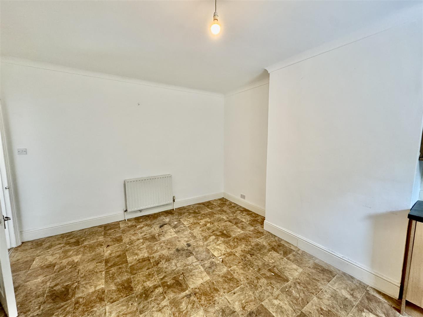 5 bed maisonette for sale in Elmwood Terrace, Keighley, BD22 7DP  - Property Image 15
