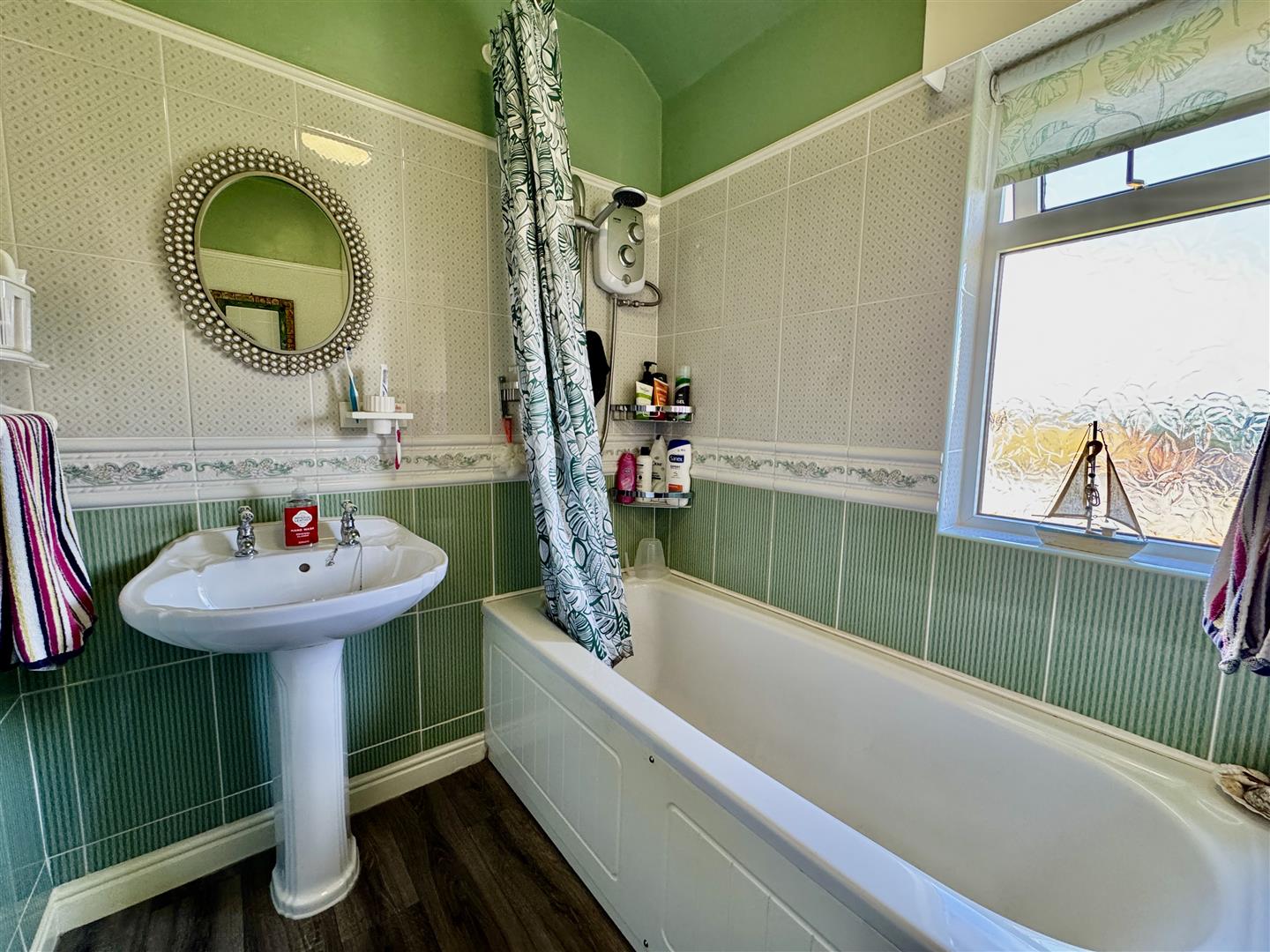 3 bed town house for sale in Sunnyhill Grove, Keighley  - Property Image 11