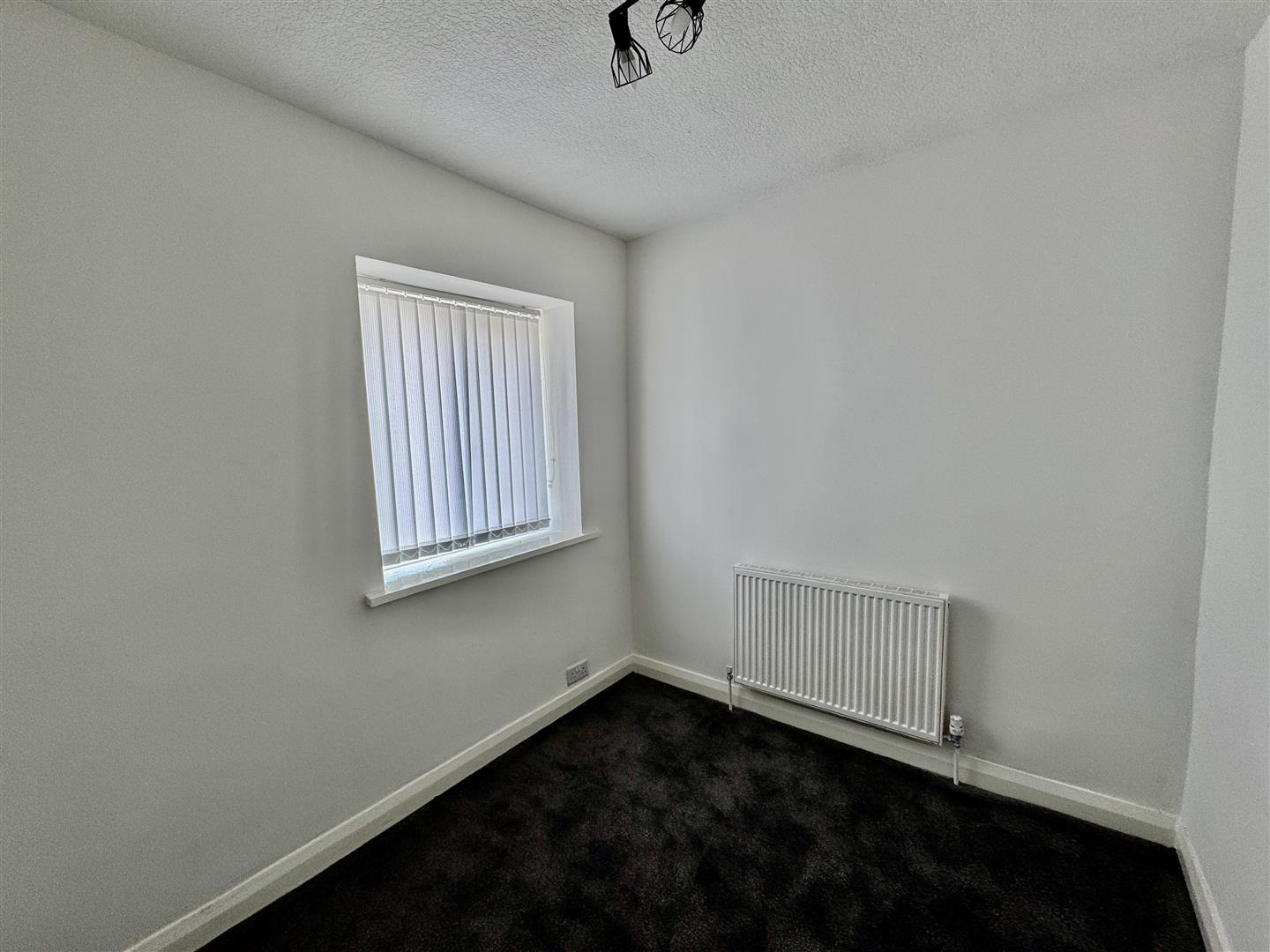 2 bed terraced house to rent in Ingrow Lane, Keighley  - Property Image 6