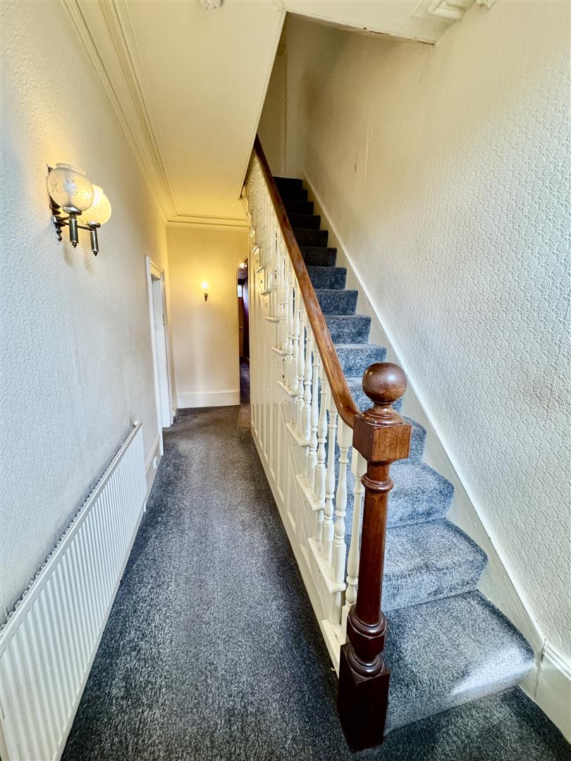 2 bed terraced house for sale in Charles Street, Bingley  - Property Image 2