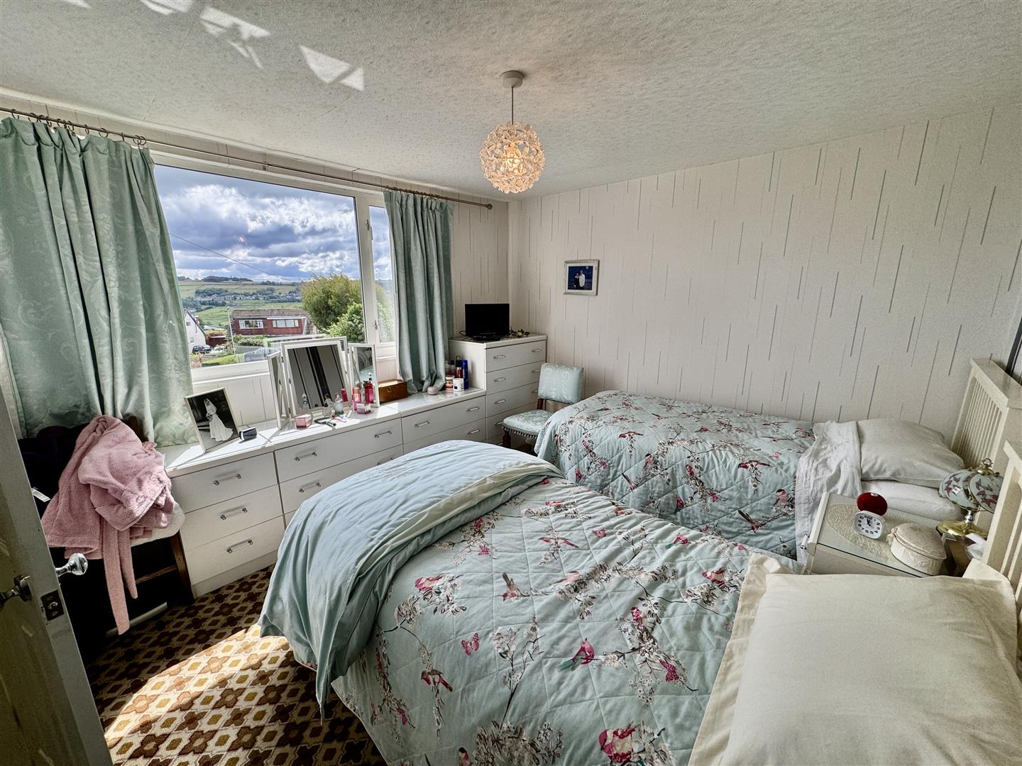 3 bed semi-detached house for sale in Larch Close, Keighley  - Property Image 7