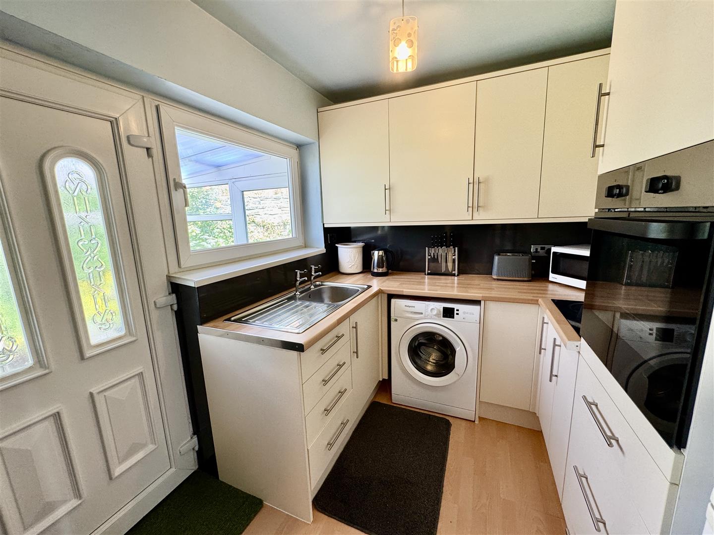 3 bed semi-detached house for sale in Larch Close, Keighley  - Property Image 3