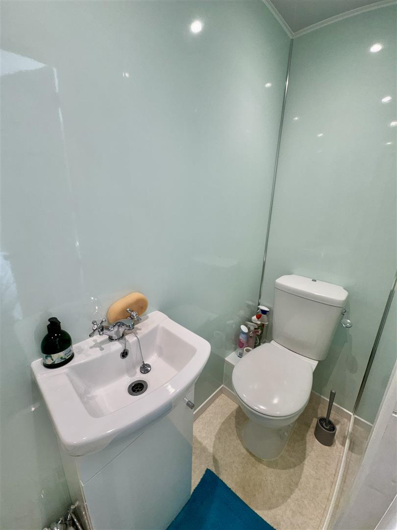 3 bed semi-detached house for sale in Larch Close, Keighley  - Property Image 10