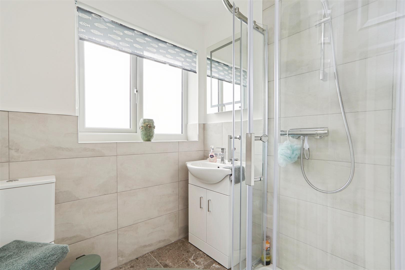 4 bed detached house for sale in Hayfields Close, Keighley  - Property Image 7