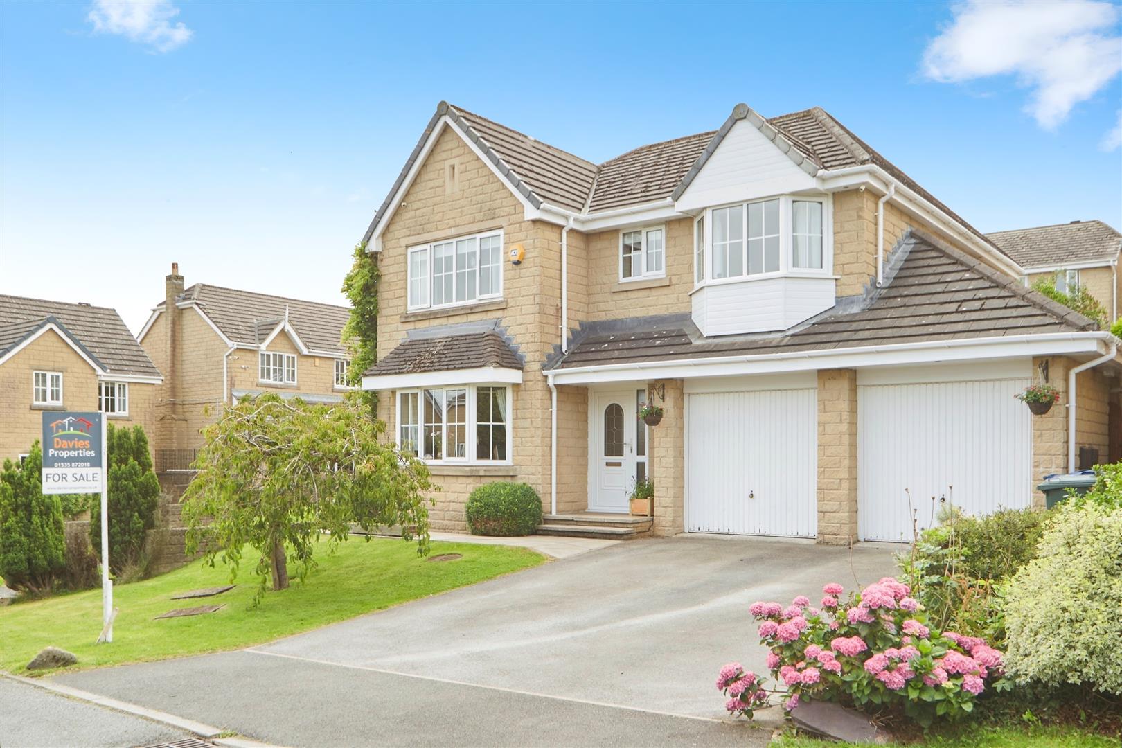 4 bed detached house for sale in Hayfields Close, Keighley, BD22