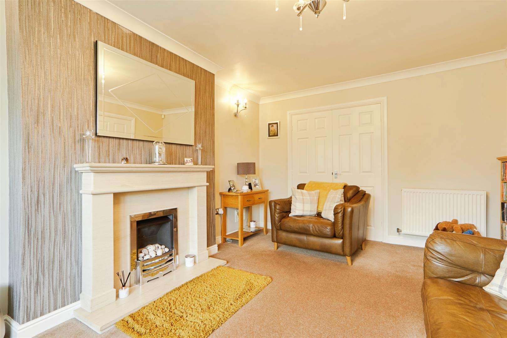 4 bed detached house for sale in Hayfields Close, Keighley  - Property Image 12