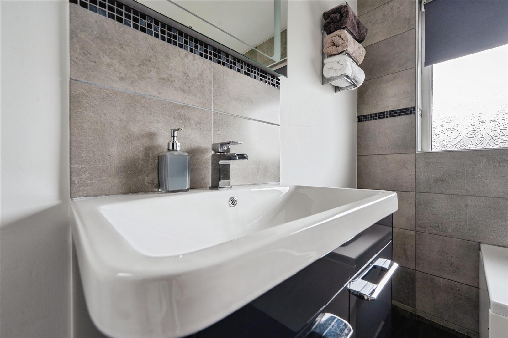 3 bed semi-detached house for sale in Lynndale Avenue, Cross Hills, Keighley, BD20 7DD  - Property Image 15