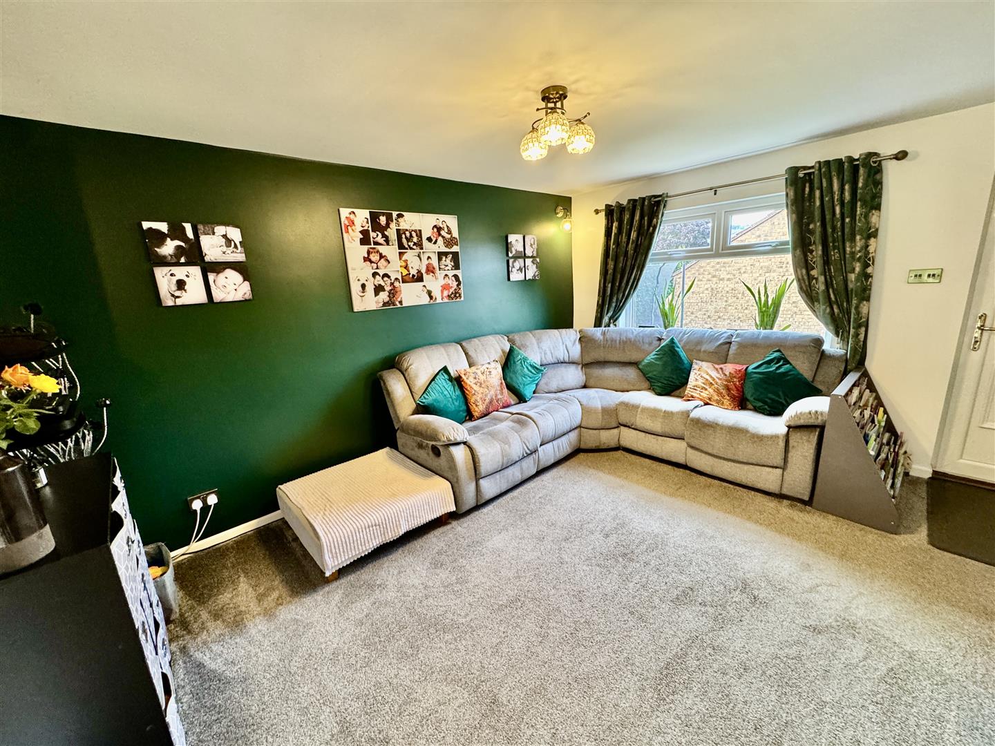3 bed semi-detached house for sale in Felbrigg Avenue, Keighley  - Property Image 4