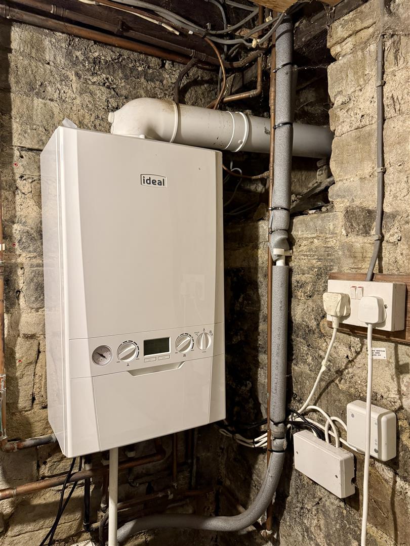 2 bed terraced house for sale in Portland Street, Haworth, Keighley, BD22 8JP 7