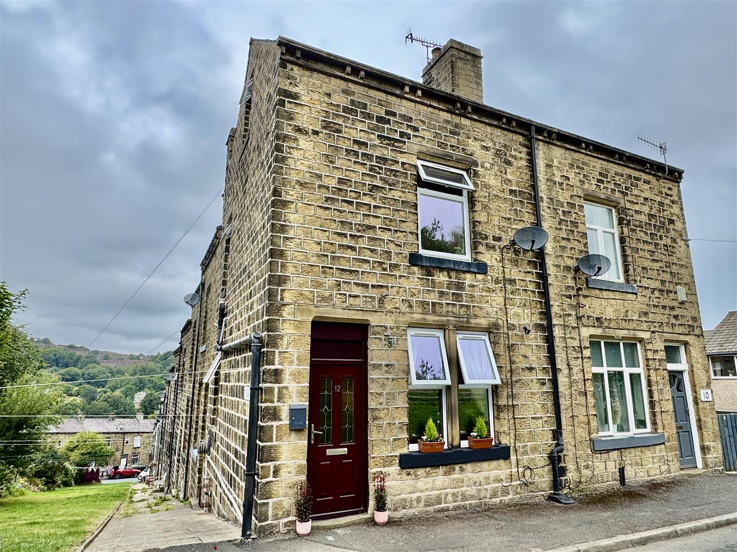 2 bed terraced house for sale in Portland Street, Keighley, BD22