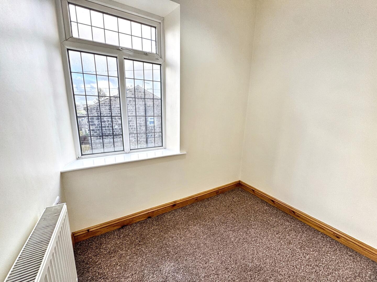 3 bed semi-detached house for sale in Halifax Road, Keighley, BD22 9DH  - Property Image 7