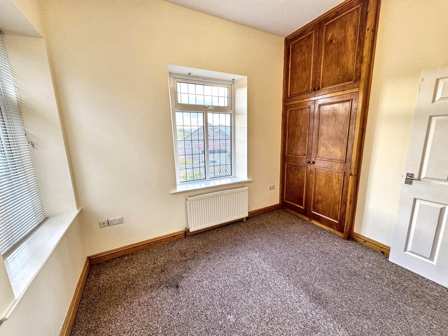 3 bed semi-detached house for sale in Halifax Road, Keighley, BD22 9DH  - Property Image 5