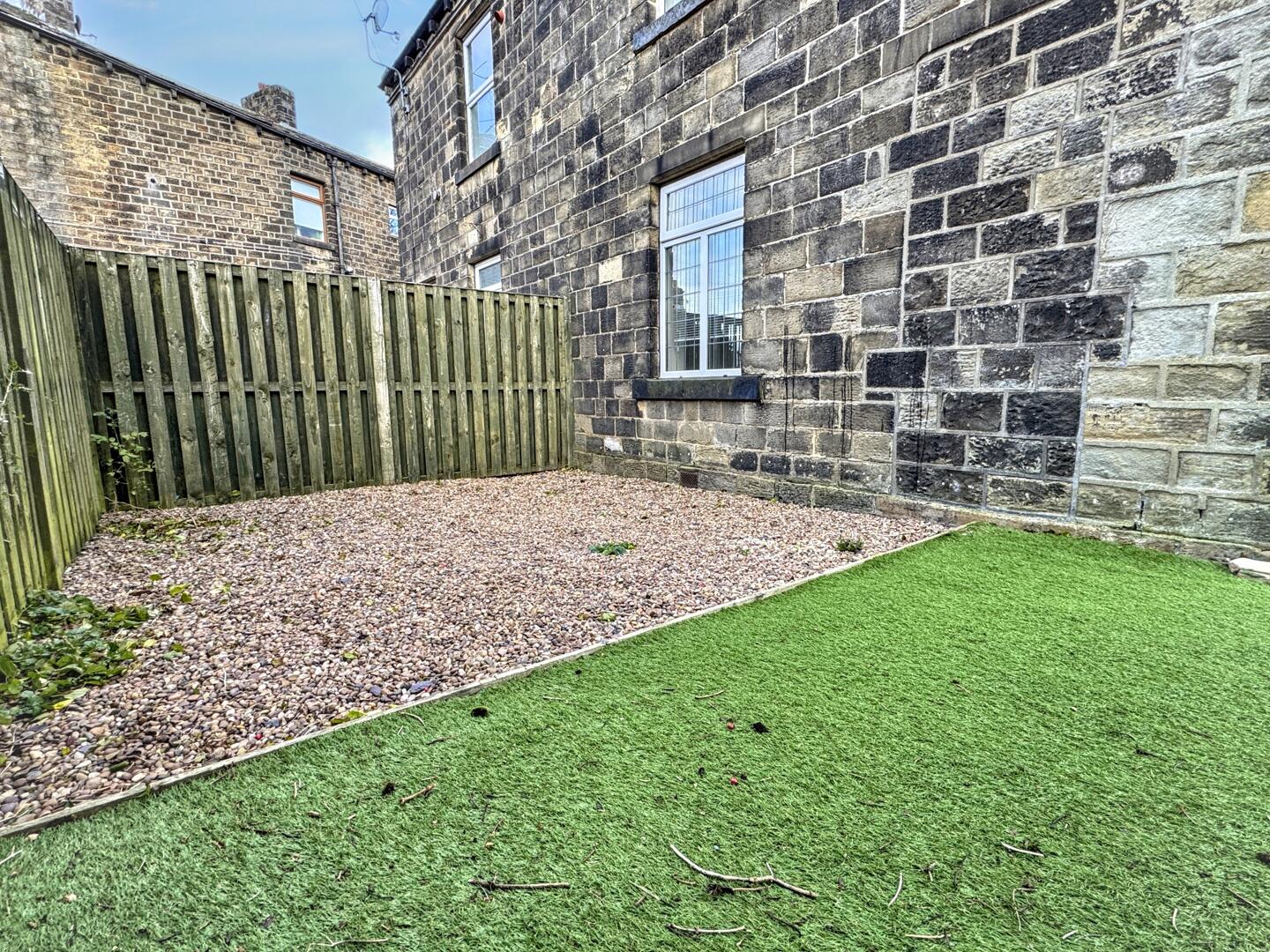3 bed semi-detached house for sale in Halifax Road, Keighley, BD22 9DH  - Property Image 11