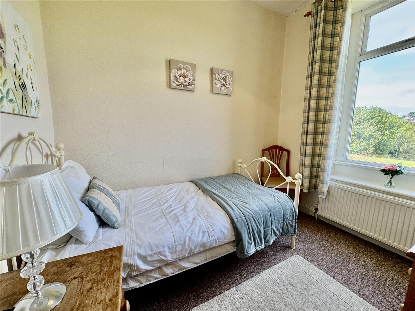 2 bed terraced house to rent in Fell Lane, Keighley, BD22 6BZ  - Property Image 6