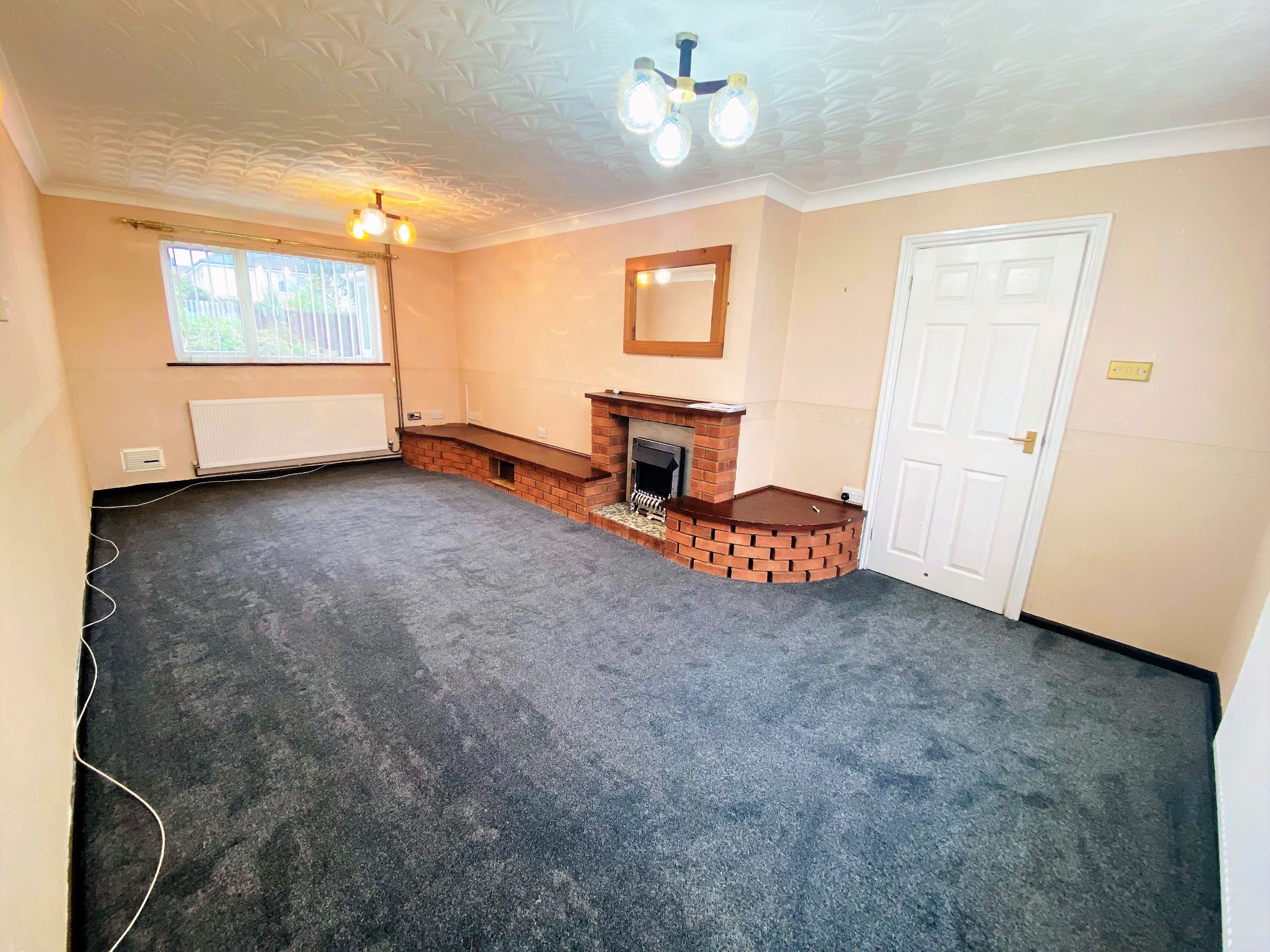 3 bed semi-detached house to rent in Southfields Avenue, Peterborough - Property Image 1