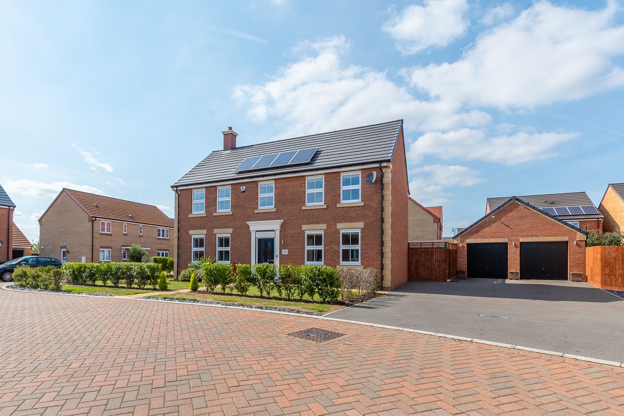 5 bed detached house for sale in Woburn Drive, Peterborough  - Property Image 9