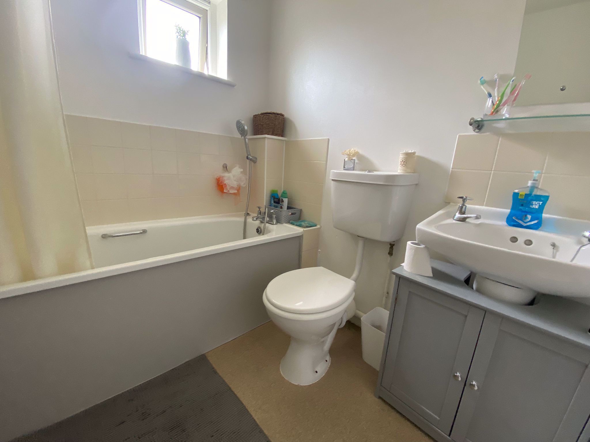 3 bed terraced house for sale in Martin Luther King Close, Huntingdon  - Property Image 3
