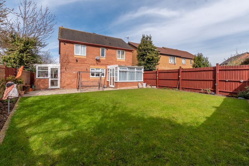 4 bed detached house for sale in Houghton Avenue, Peterborough - Property Image 1
