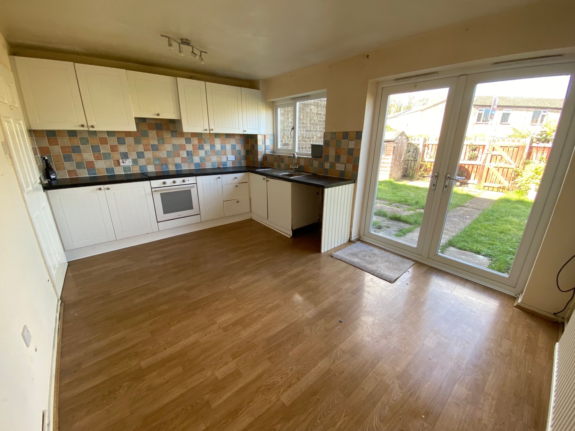 4 bed end of terrace house for sale in Barnstock, Peterborough  - Property Image 2