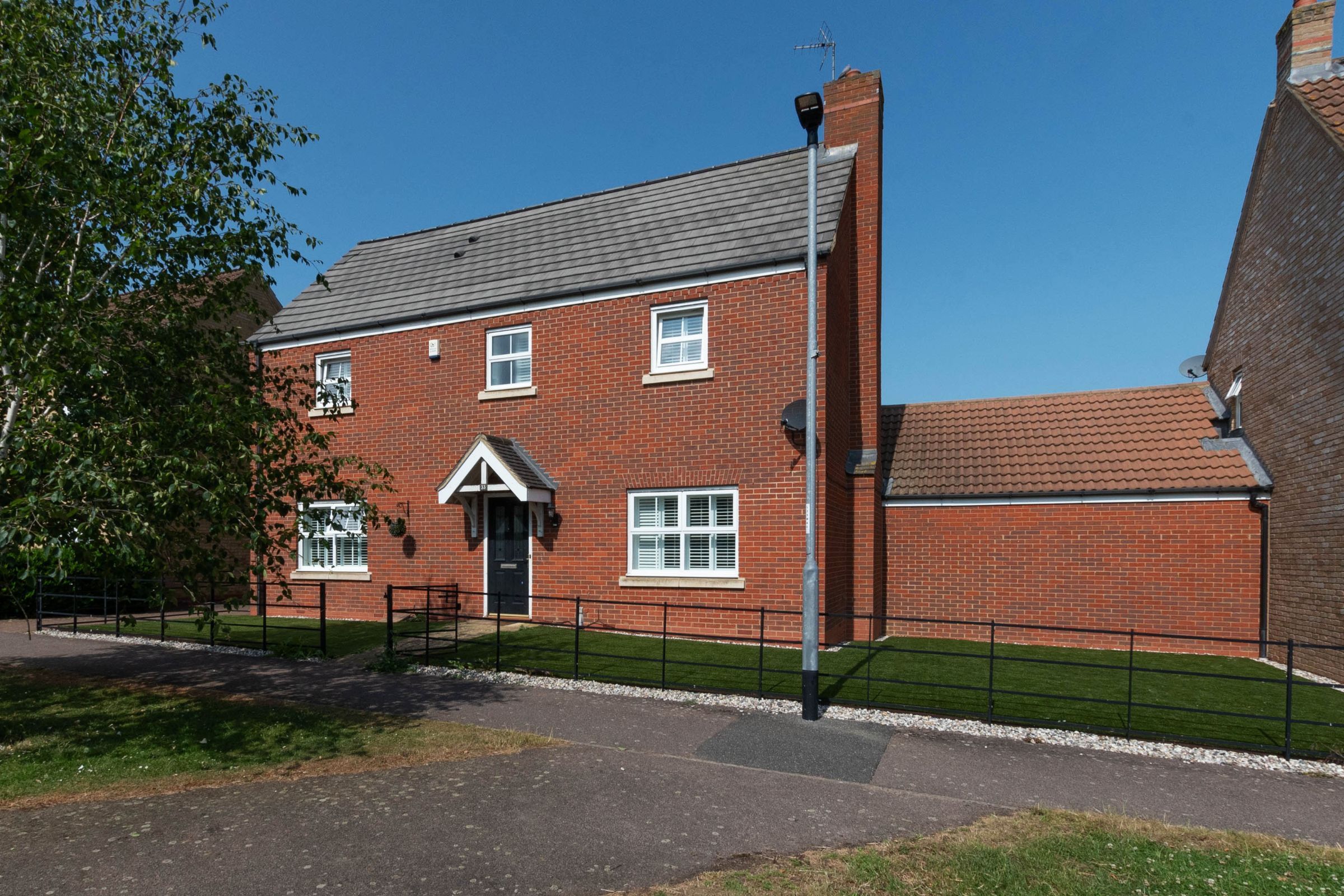 4 bed detached house for sale in The Glades, Huntingdon  - Property Image 1