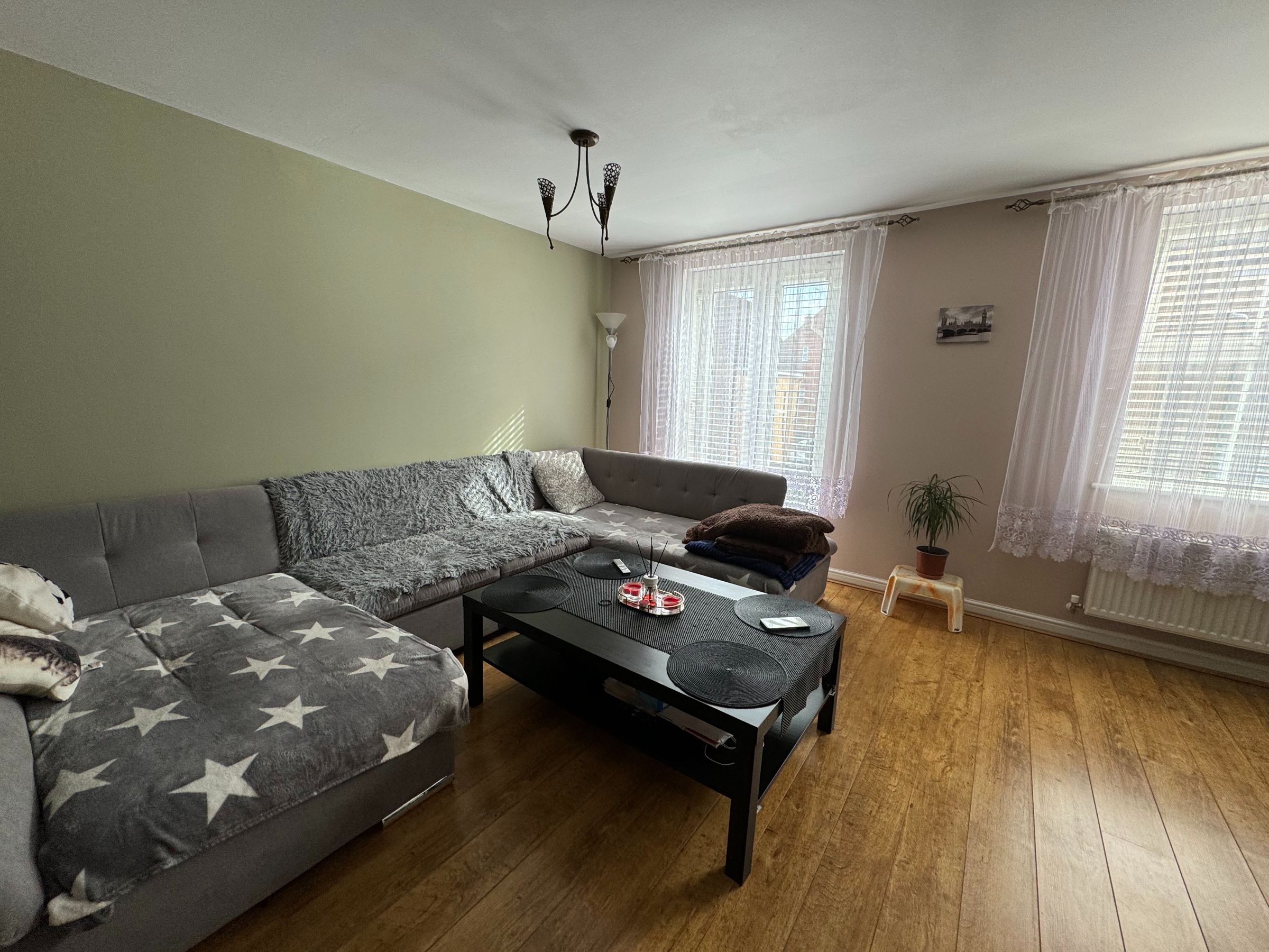 4 bed end of terrace house for sale in Lyvelly Gardens, Peterborough  - Property Image 8