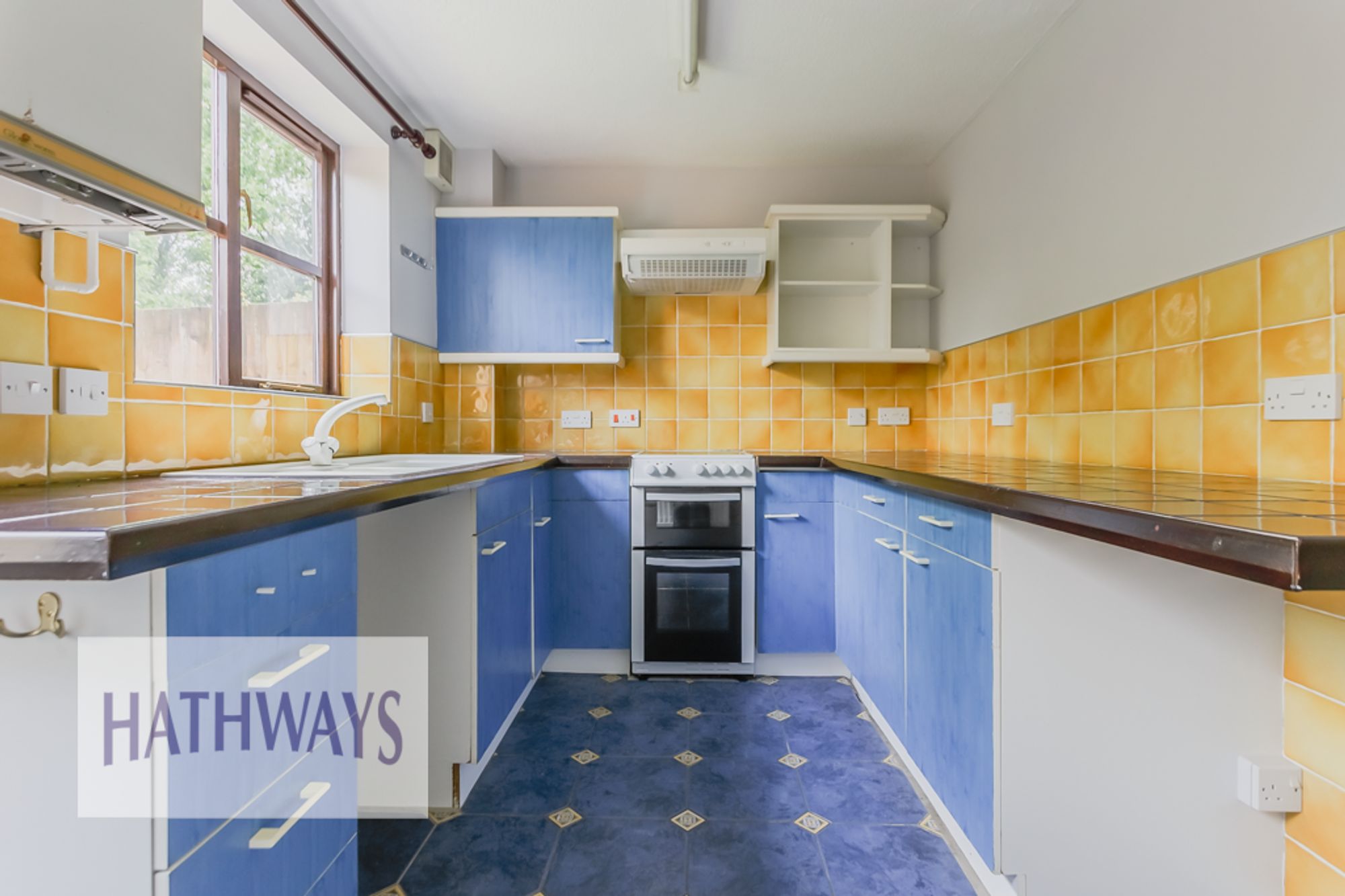 1 bed mid-terraced house for sale in Heather Court, Cwmbran 9