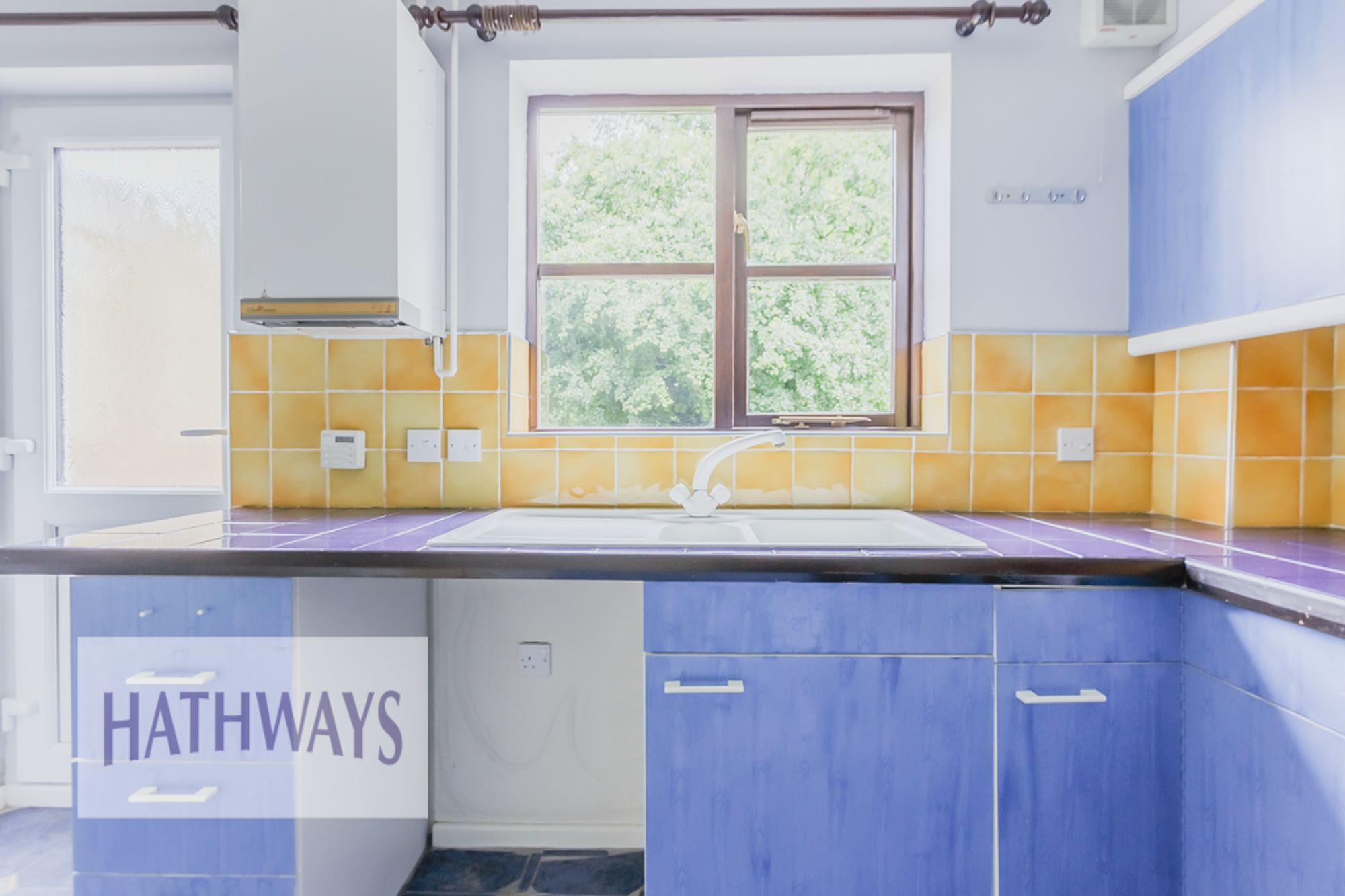 1 bed mid-terraced house for sale in Heather Court, Cwmbran 11