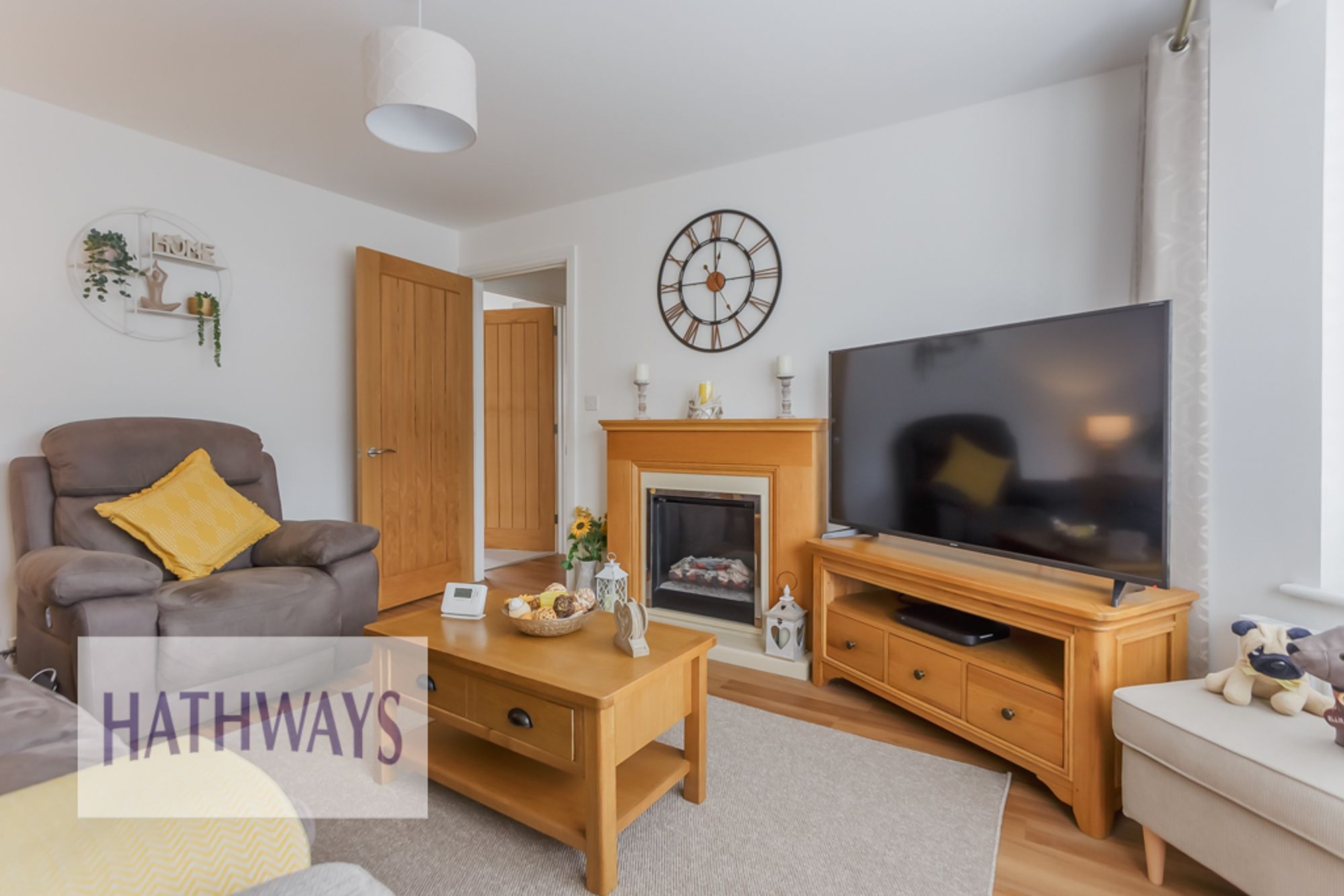 3 bed detached house for sale in Oakfield Grange, Cwmbran  - Property Image 6