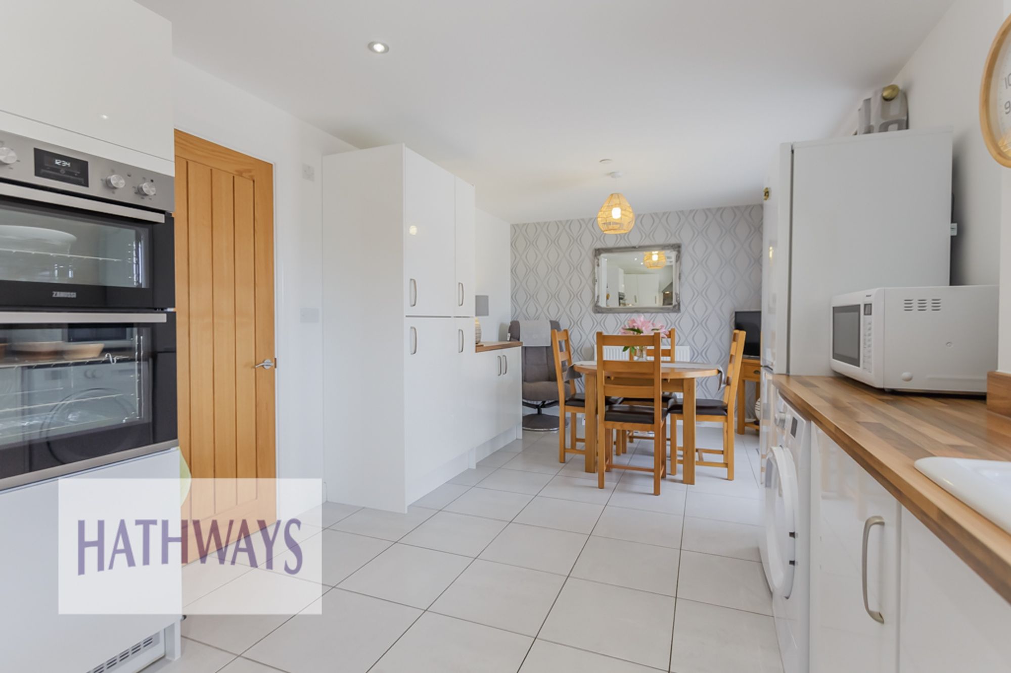 3 bed detached house for sale in Oakfield Grange, Cwmbran  - Property Image 14