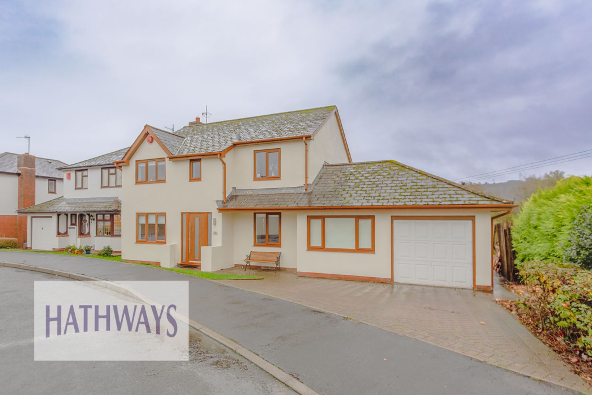 3 bed detached house for sale in Cambria Close, Newport - Property Image 1