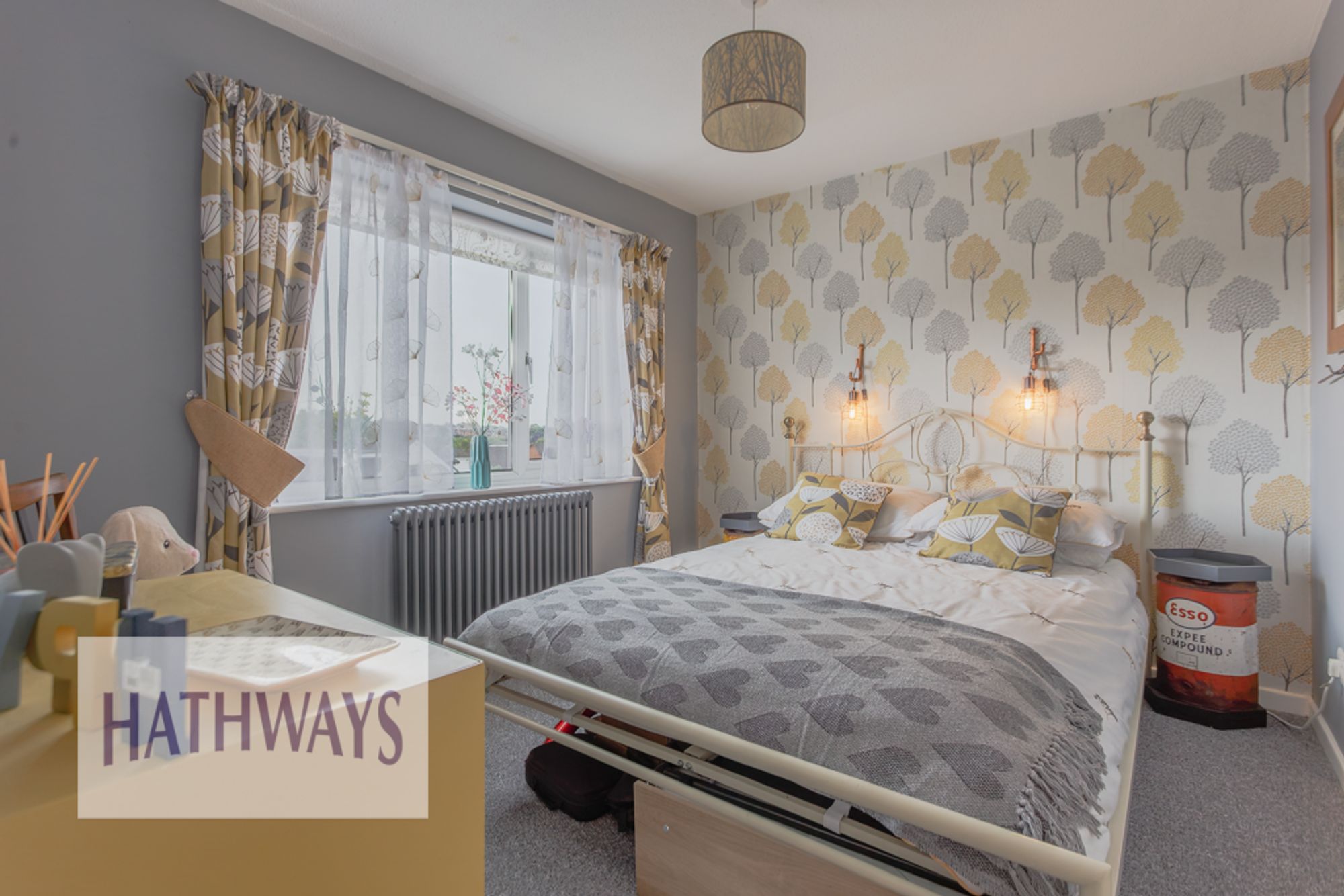 3 bed semi-detached house for sale in Home Farm Close, Newport 26