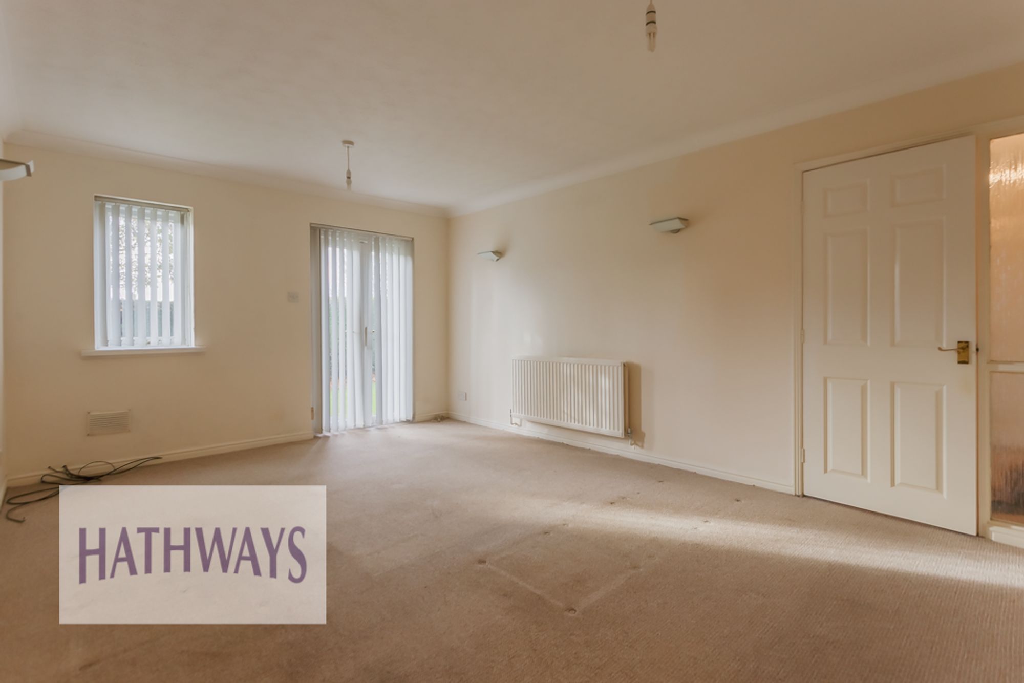 2 bed flat for sale in Rose Gardens, Cwmbran  - Property Image 9