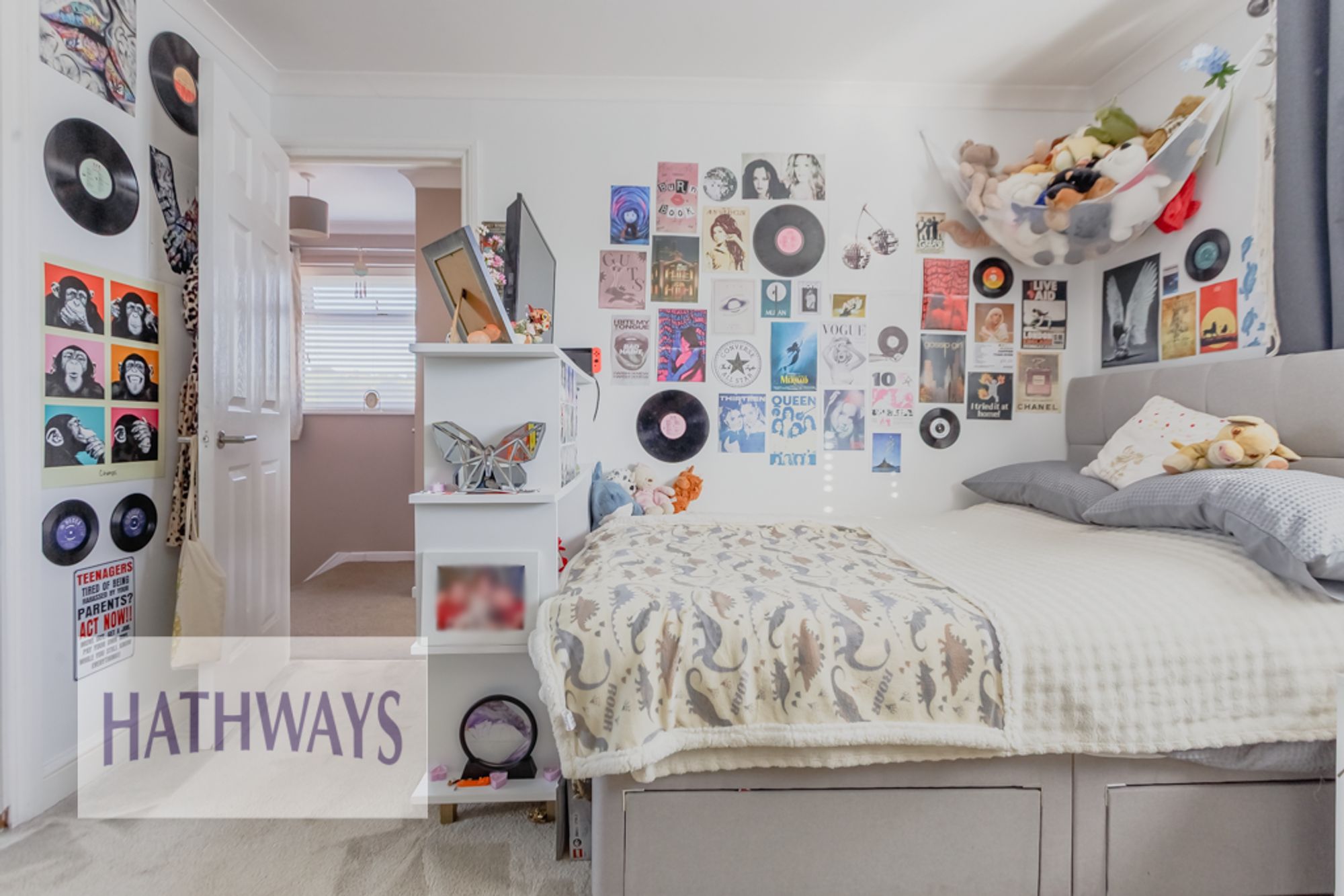 3 bed semi-detached house for sale in Pine Tree Road, Pontypool 19