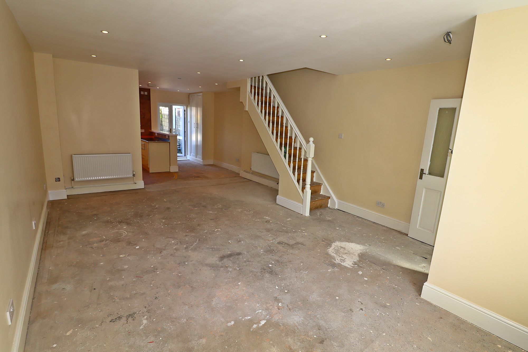 3 bed mid-terraced house for sale in Alfred Street, Tonypandy  - Property Image 5