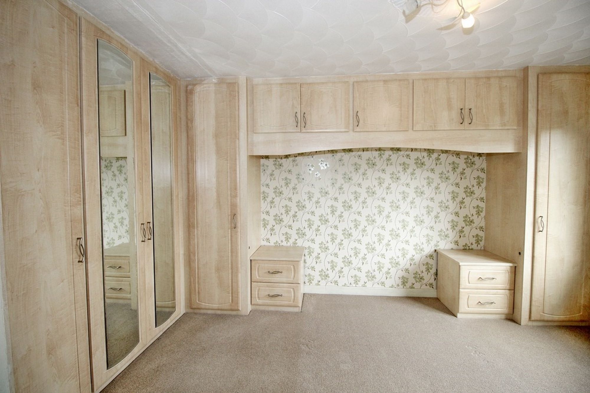 3 bed house for sale in Laurel Dene, Pontyclun  - Property Image 9