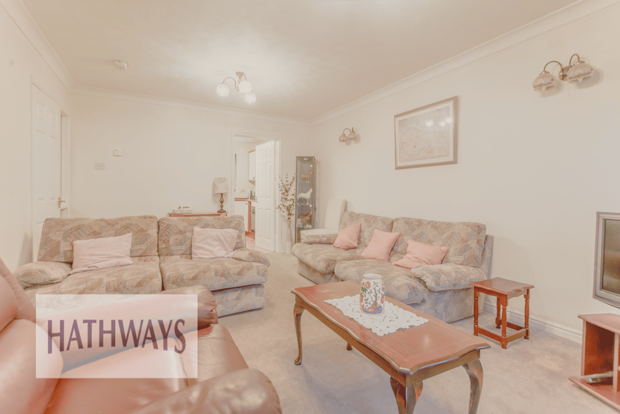 2 bed flat for sale in Rose Gardens, Cwmbran  - Property Image 5
