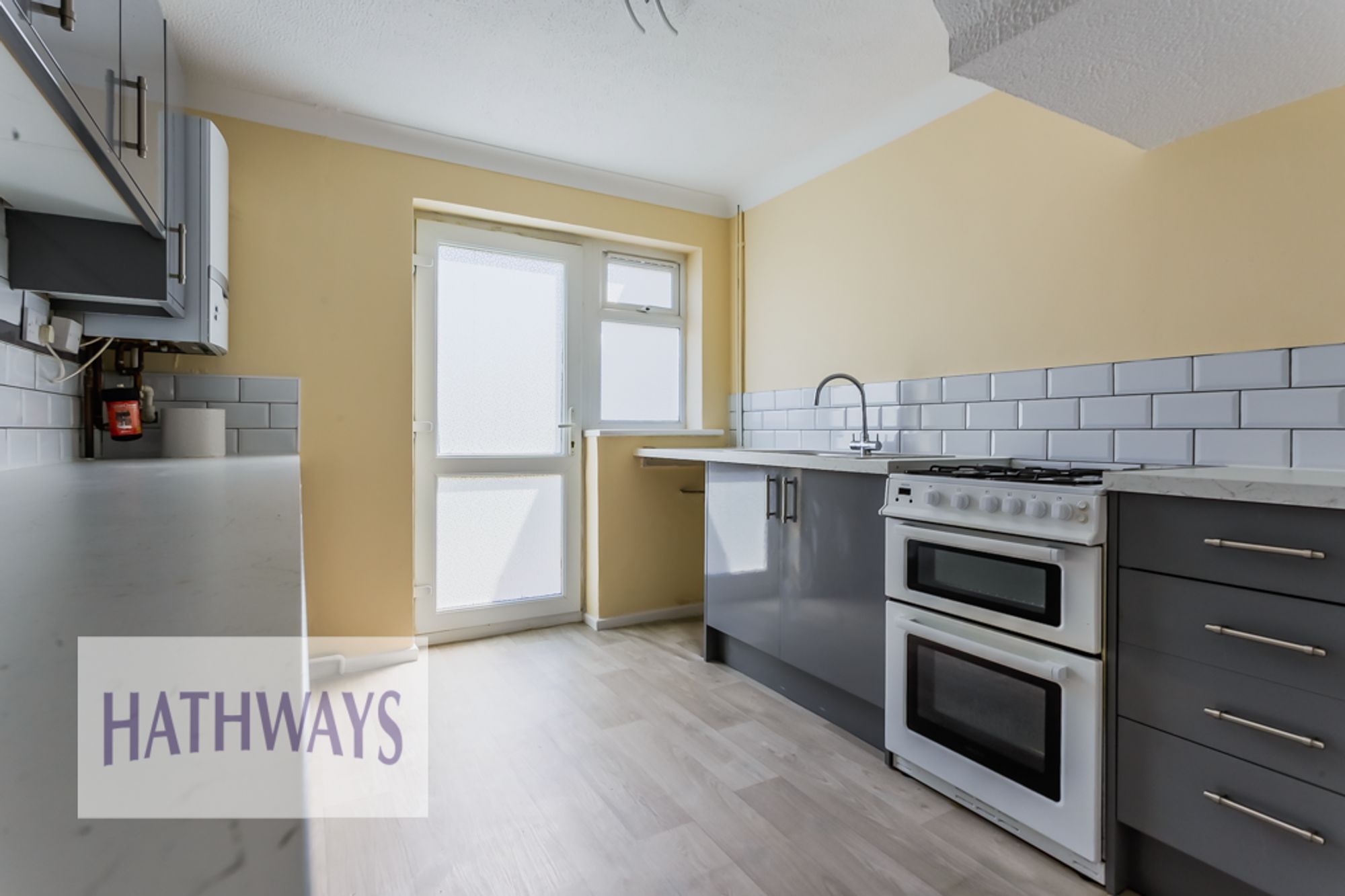 3 bed semi-detached house for sale in Pine Grove, Newport  - Property Image 5