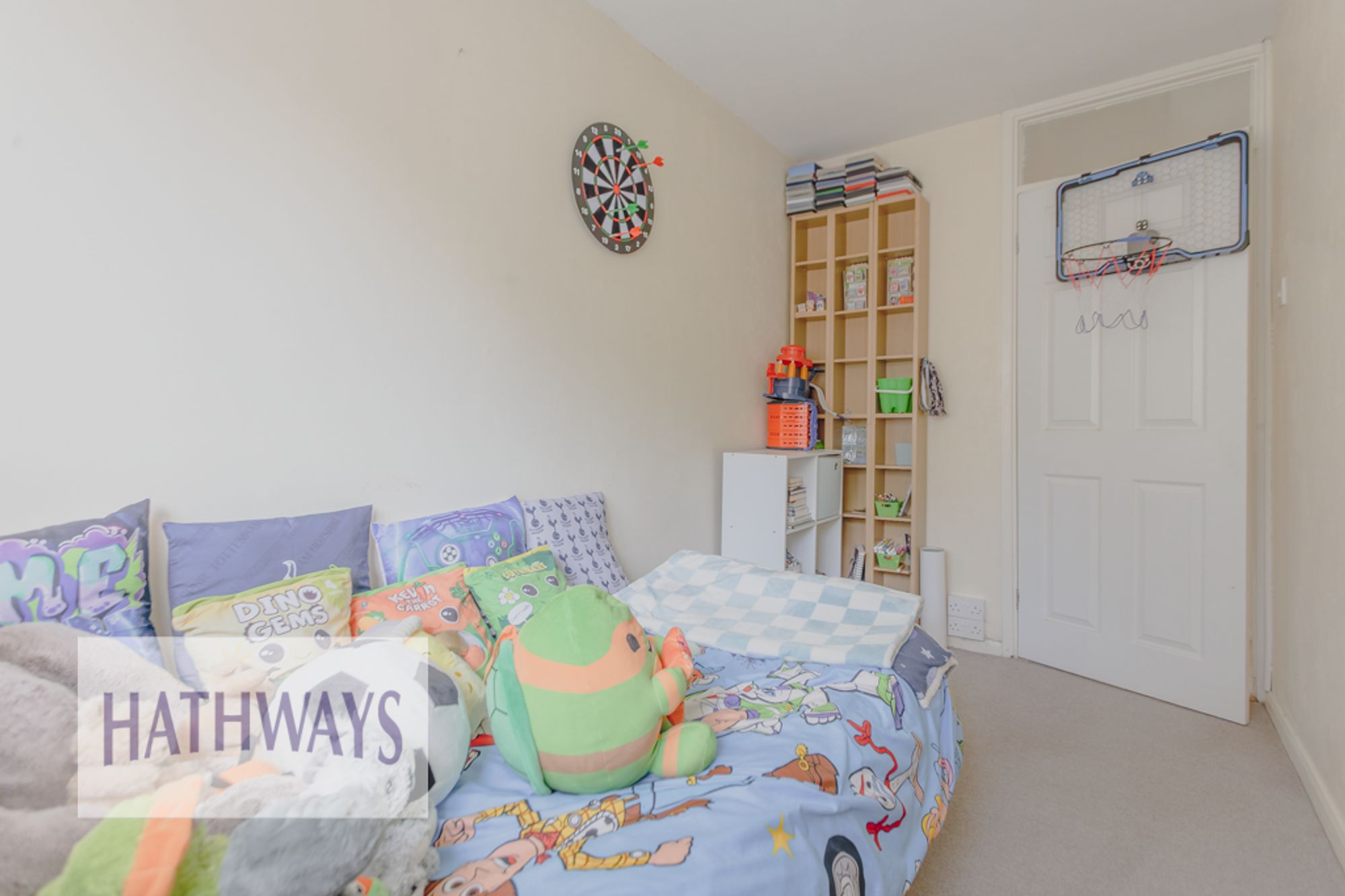 3 bed mid-terraced house for sale in Kidwelly Road, Cwmbran  - Property Image 26