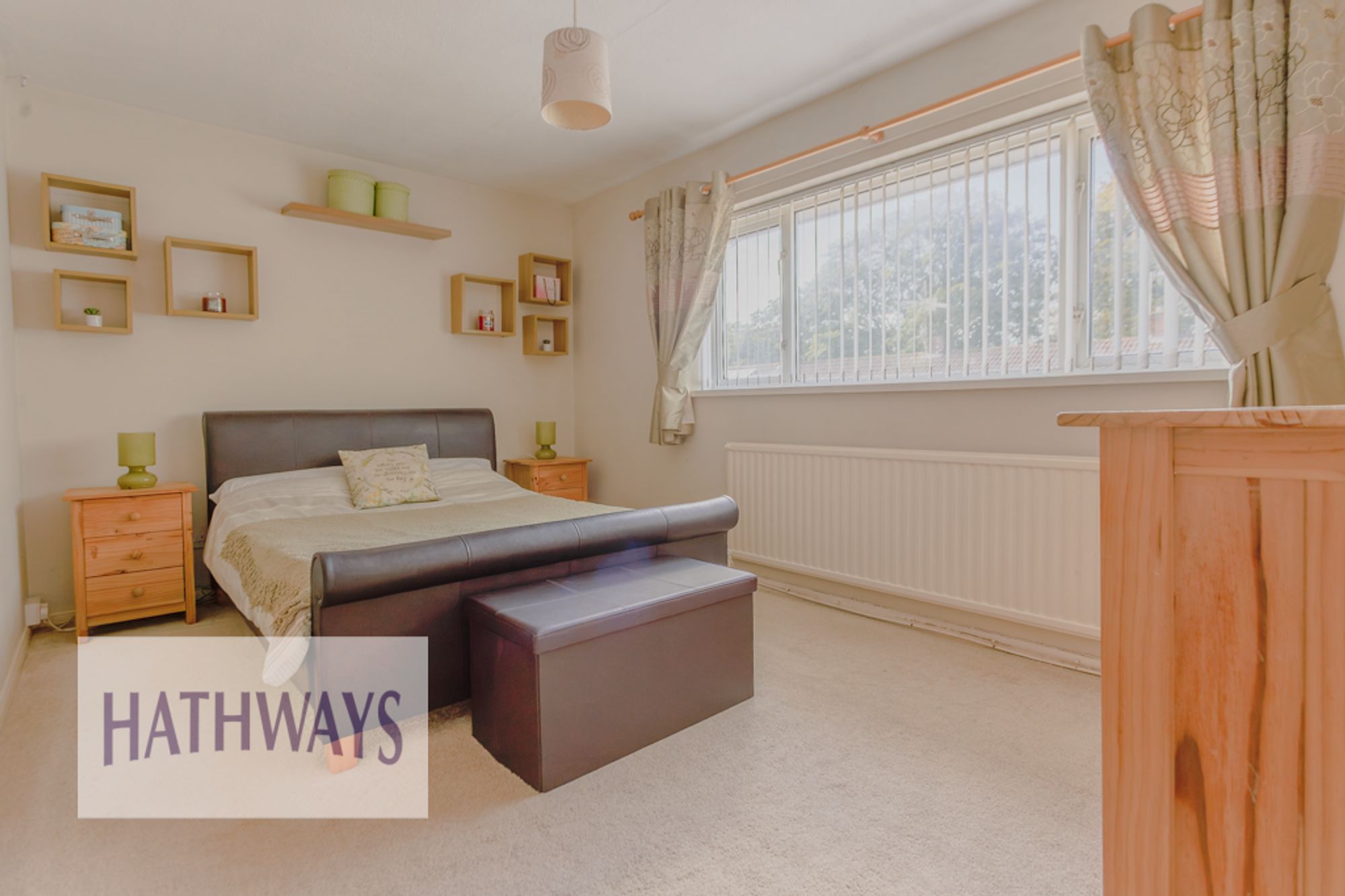 3 bed mid-terraced house for sale in Kidwelly Road, Cwmbran  - Property Image 18