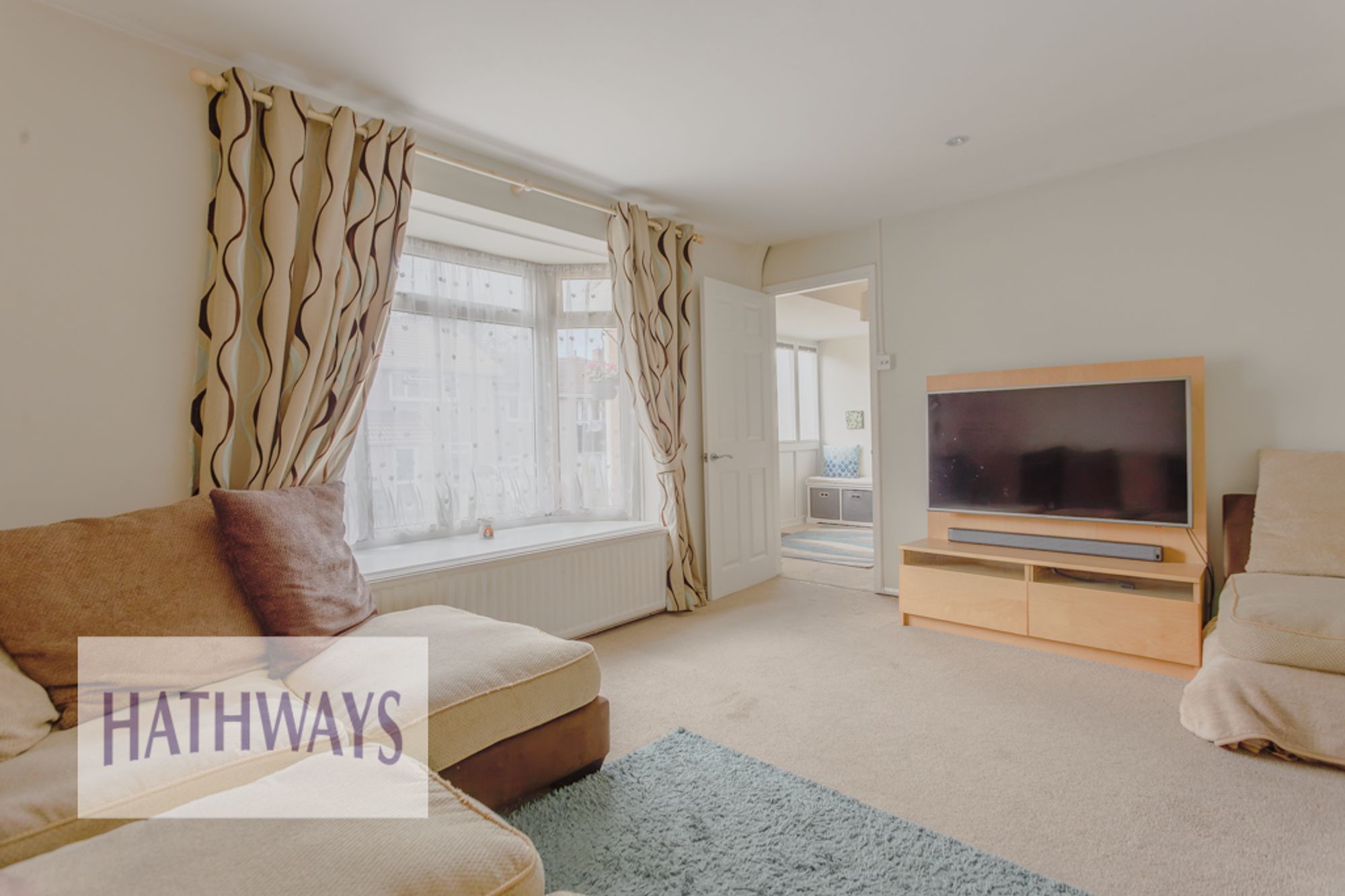 3 bed mid-terraced house for sale in Kidwelly Road, Cwmbran 2
