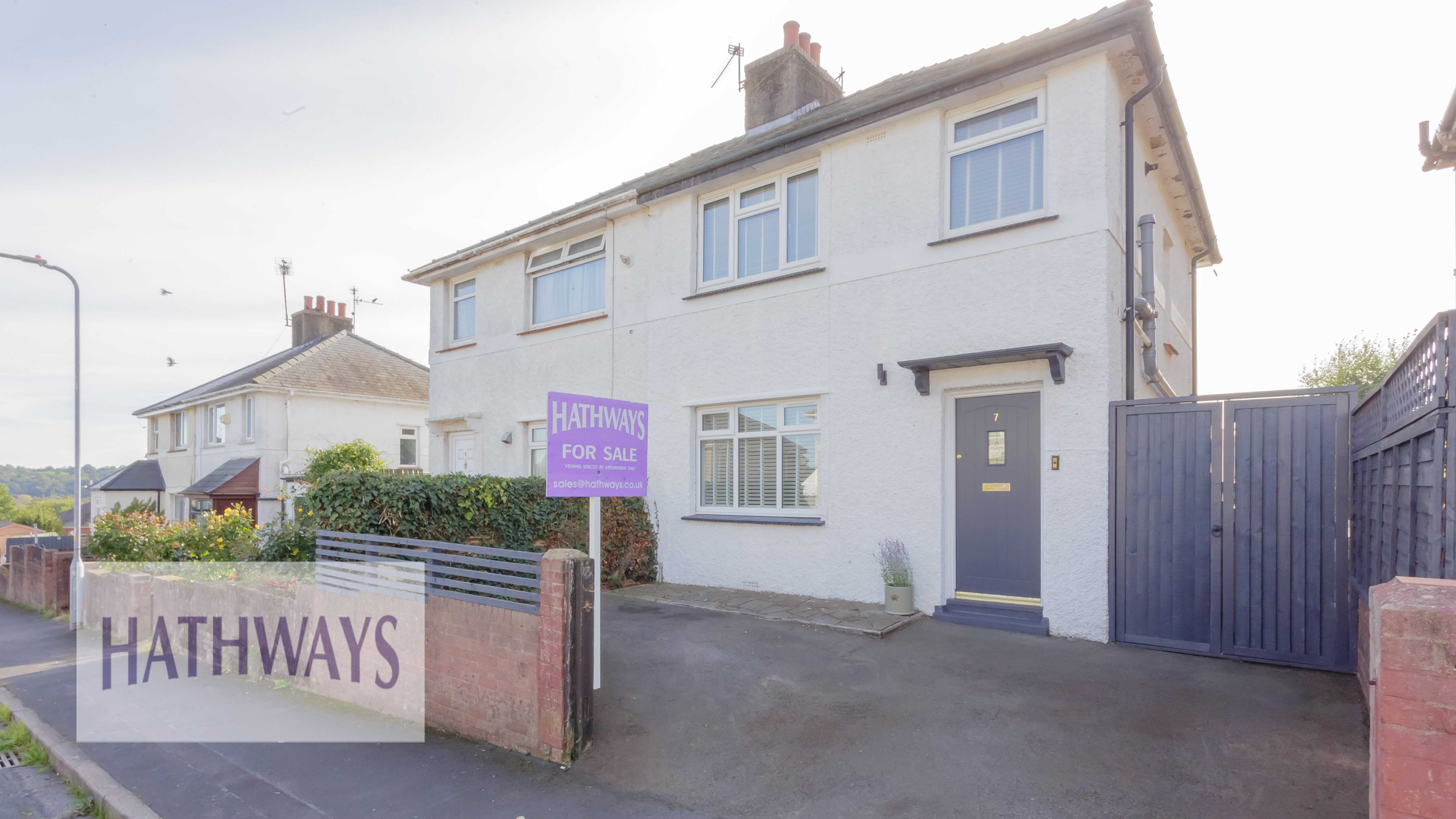 3 bed house for sale in Lodge Avenue, Newport - Property Image 1