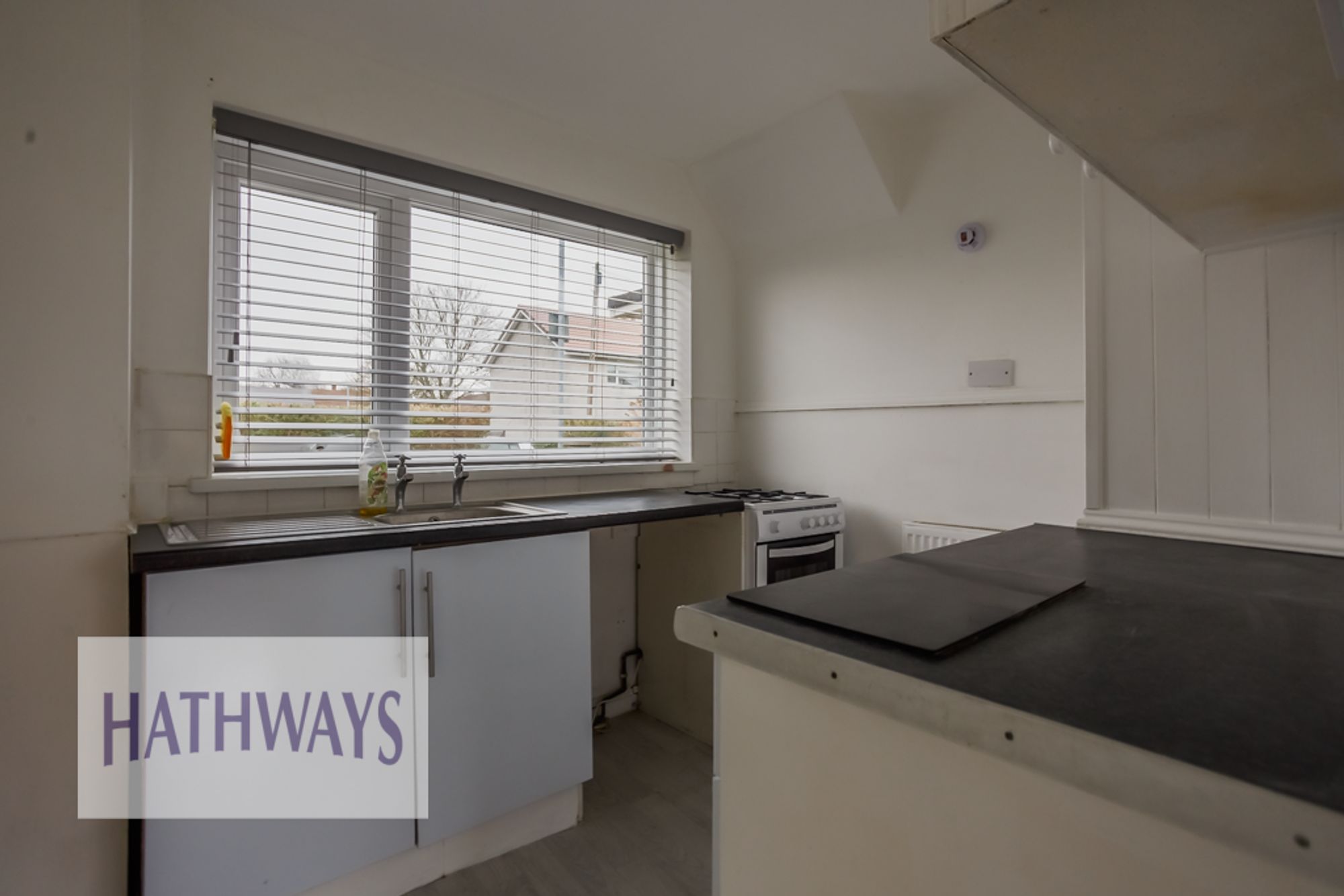 3 bed terraced house to rent in Fields Road, Cwmbran  - Property Image 11