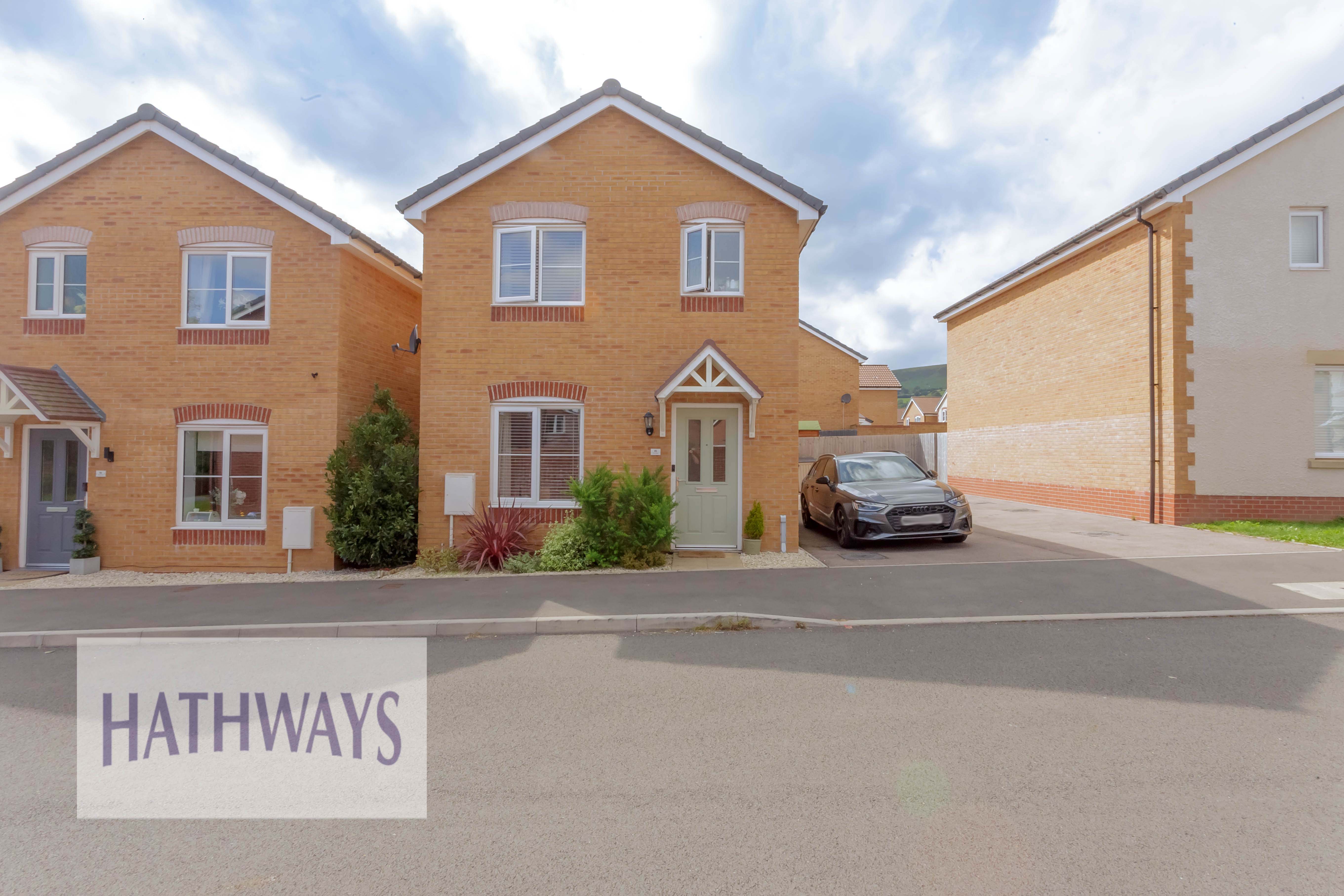 3 bed house for sale in Cwrt Celyn, Cwmbran  - Property Image 1