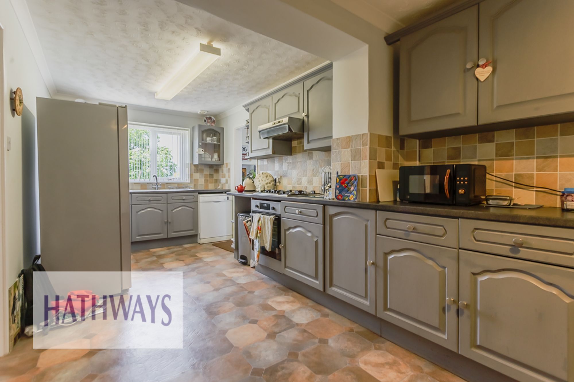 3 bed end of terrace house for sale in Brynhyfryd, Cwmbran  - Property Image 14