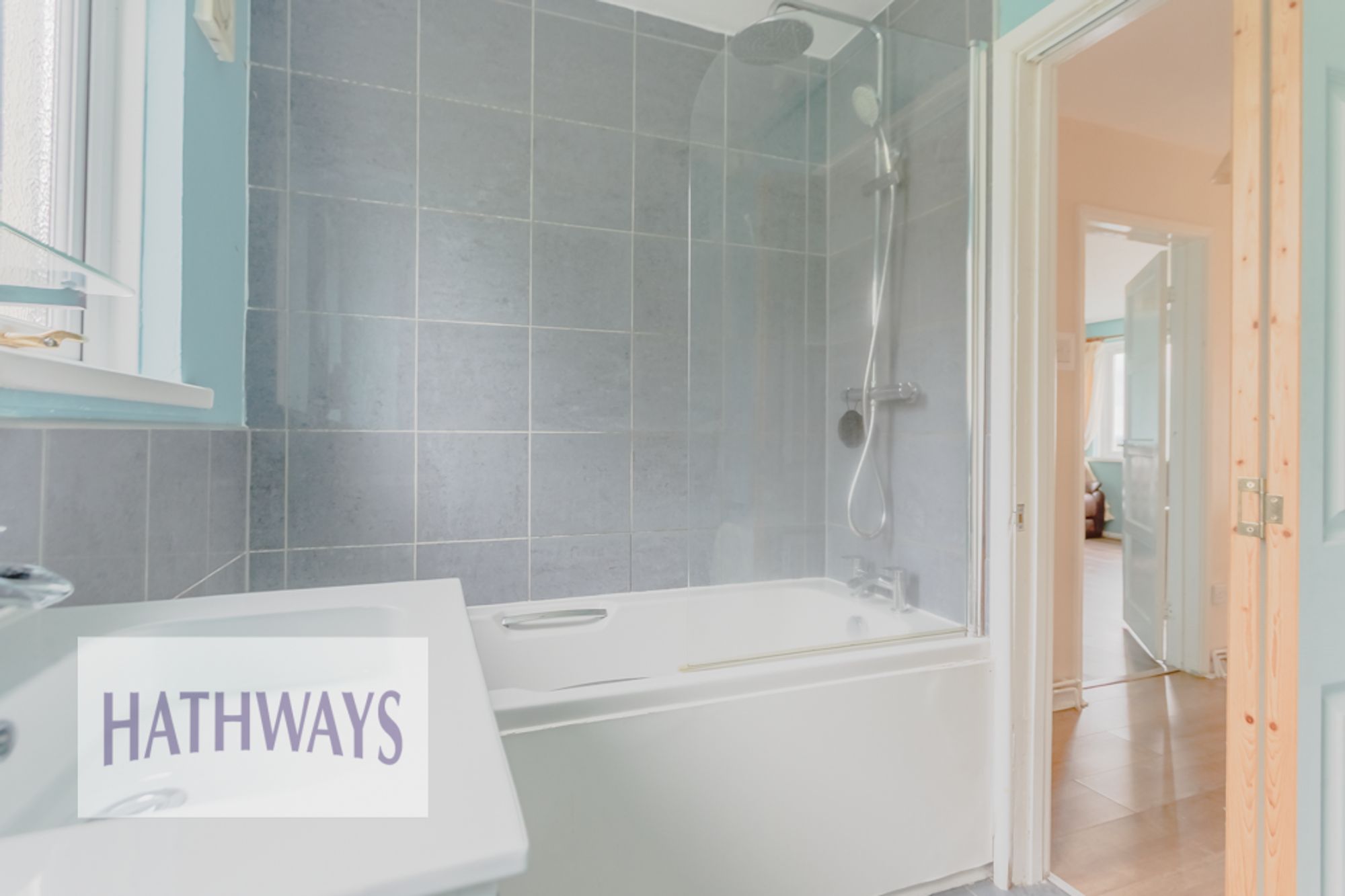 2 bed flat for sale in Oaklands Road, Pontypool  - Property Image 13