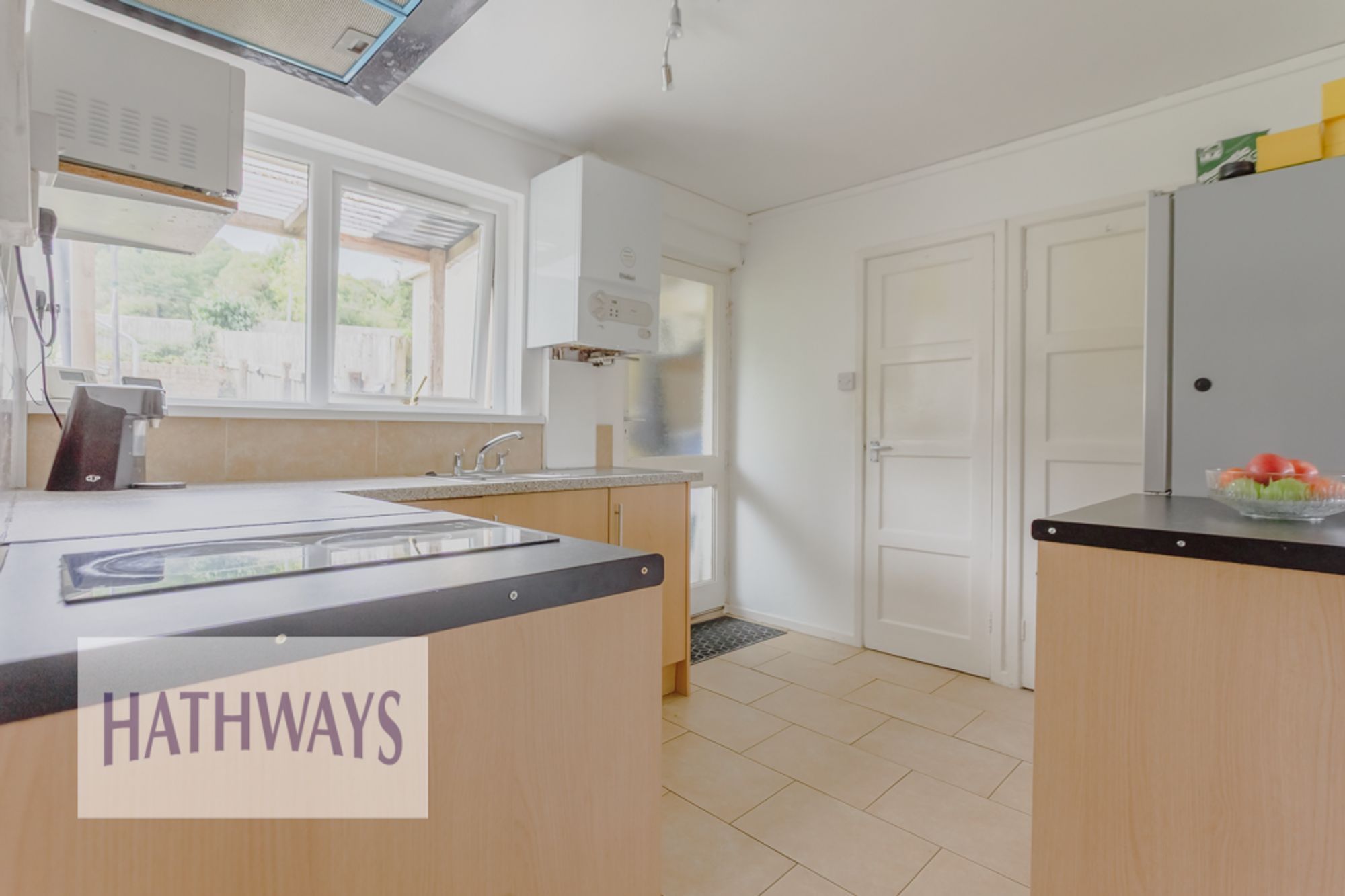 2 bed flat for sale in Oaklands Road, Pontypool 10